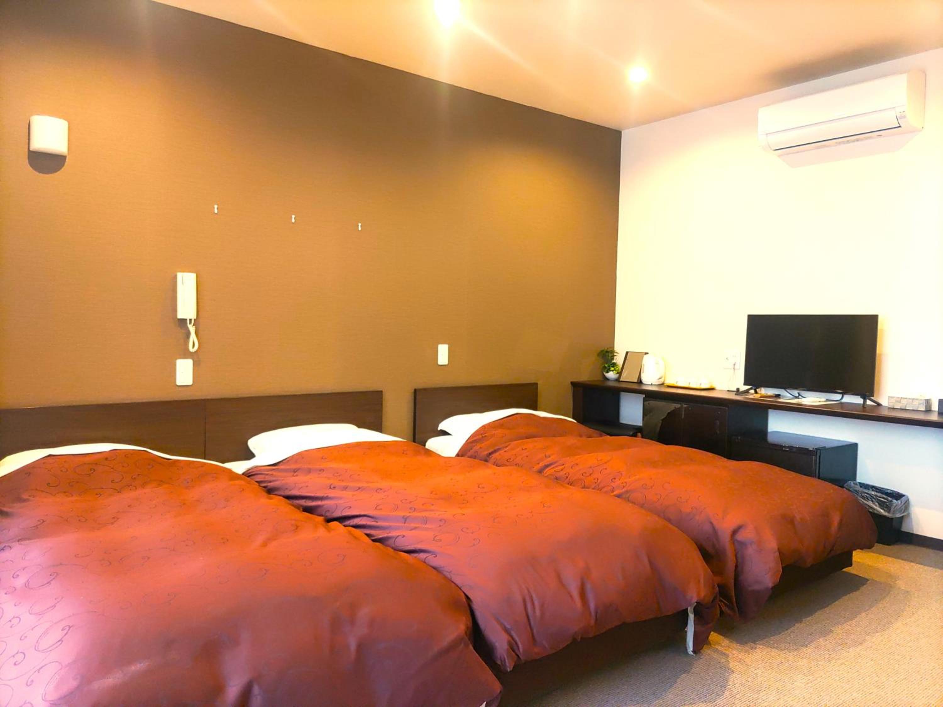 Triple Room with Balcony