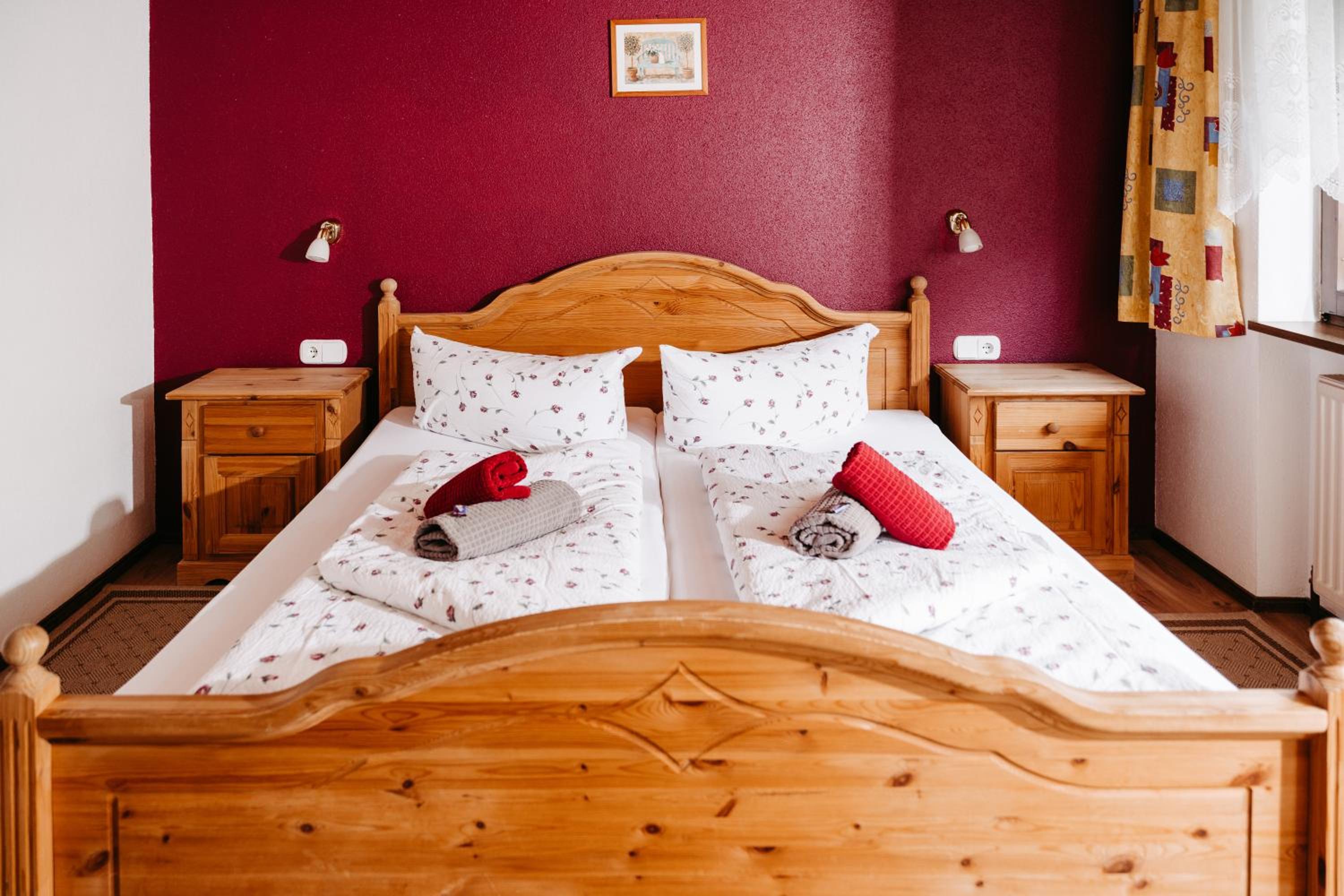 Deluxe Double Room with Balcony photo 3