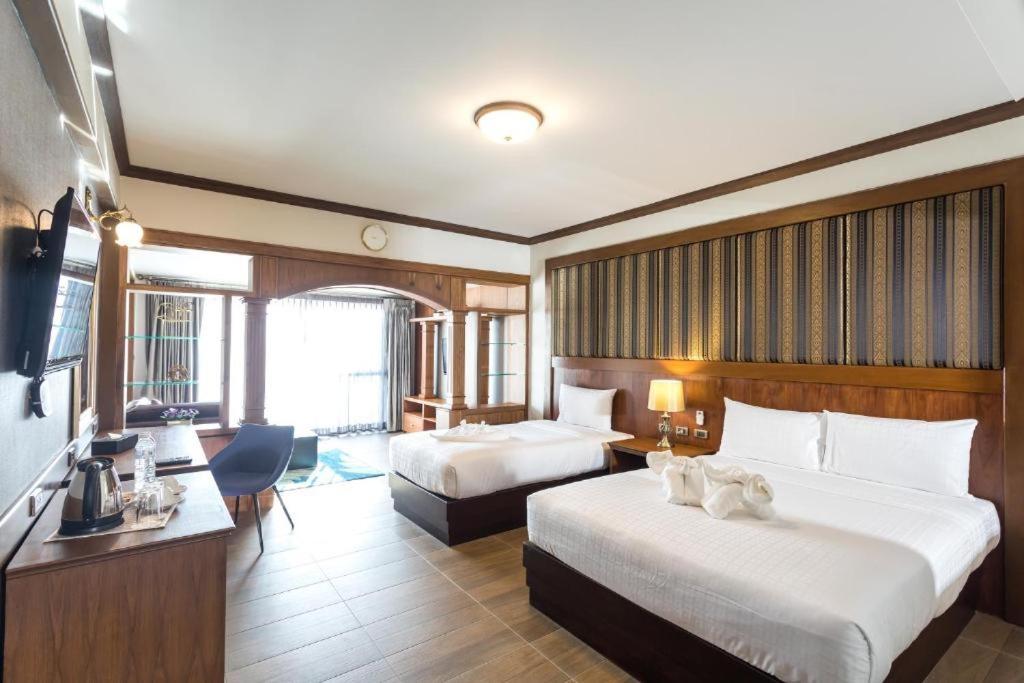 Family Suite - Photo 7