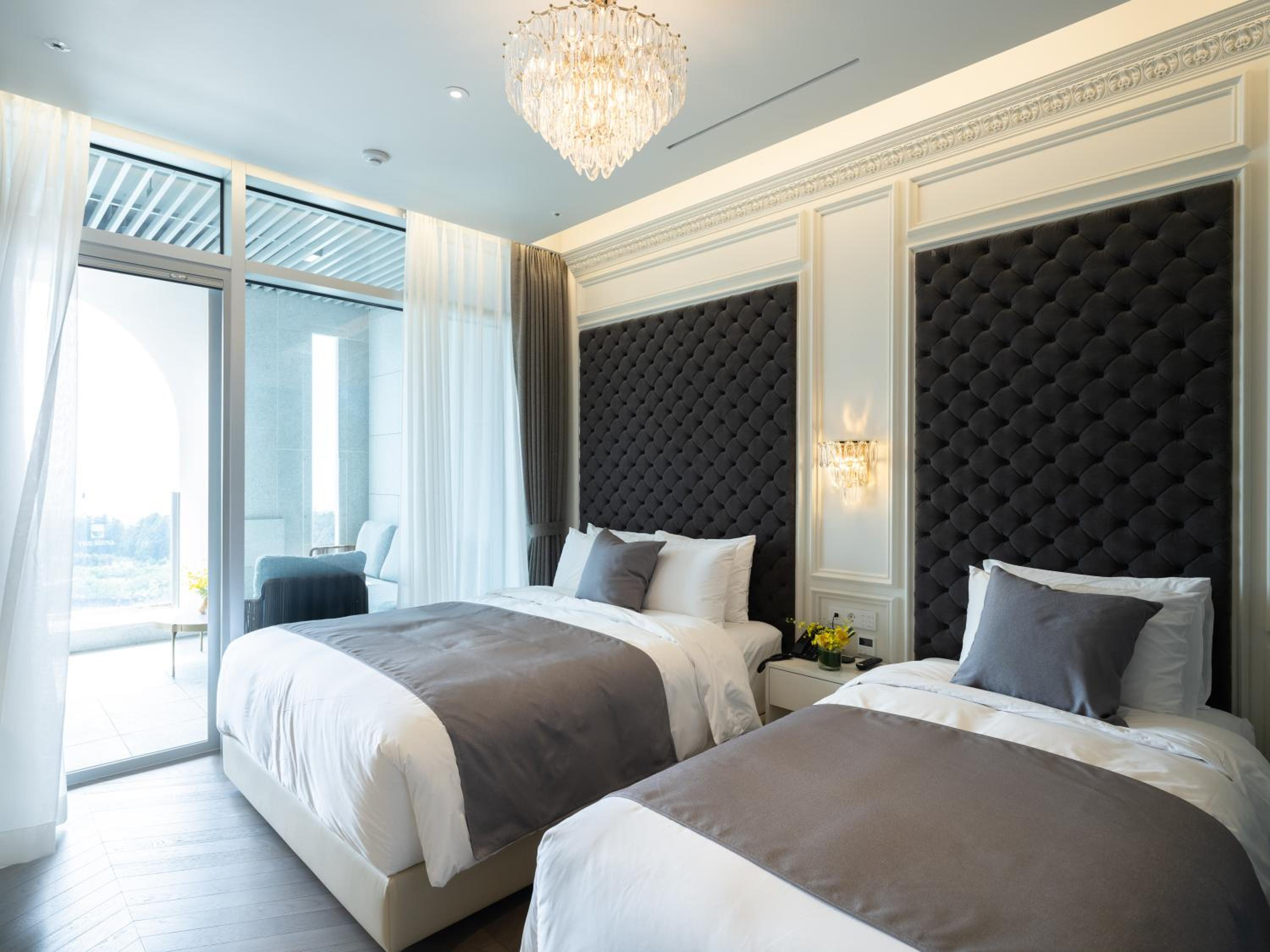 Prestige Suite - Photo 1
