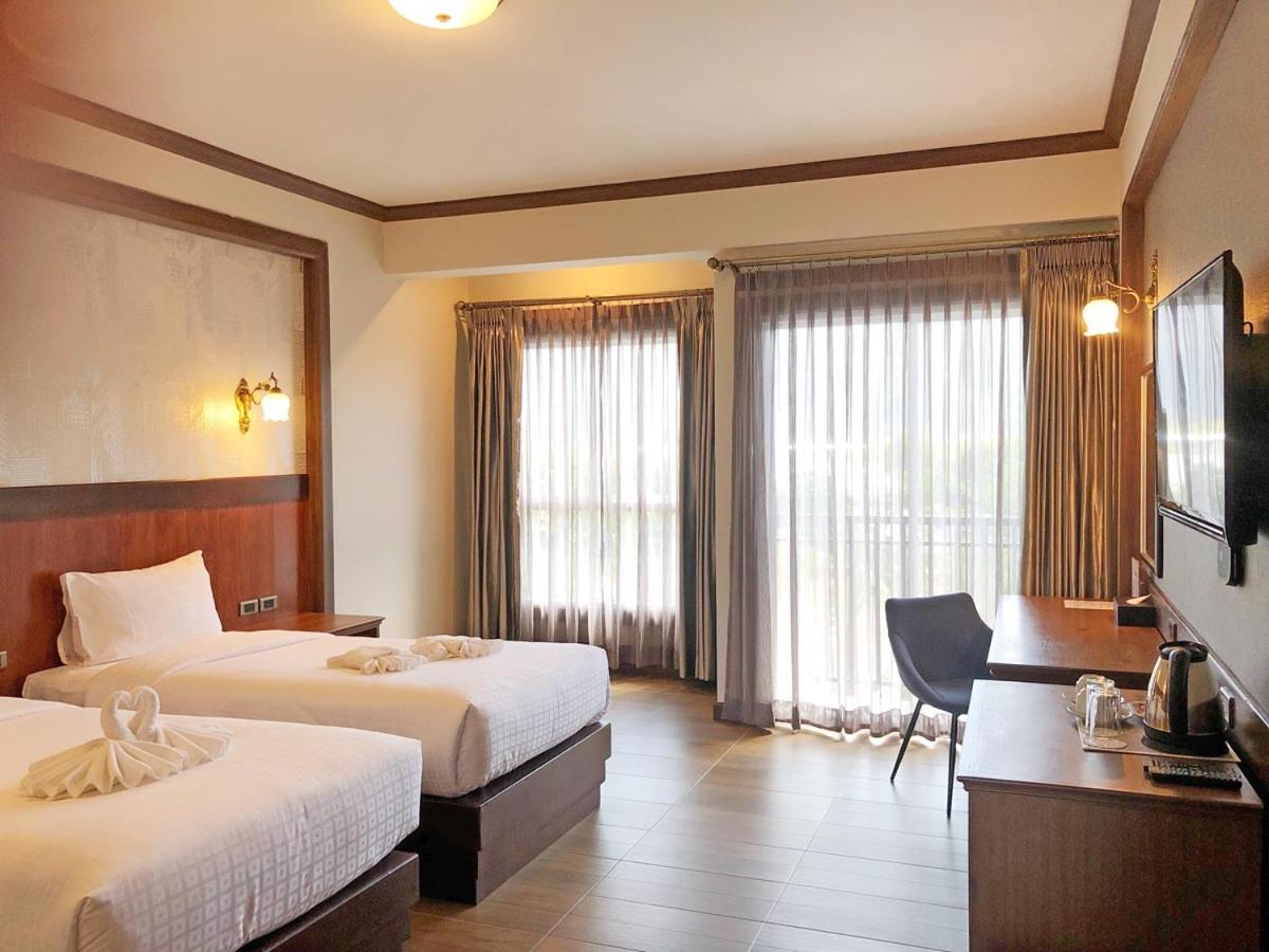 Deluxe Twin Room - Photo 2