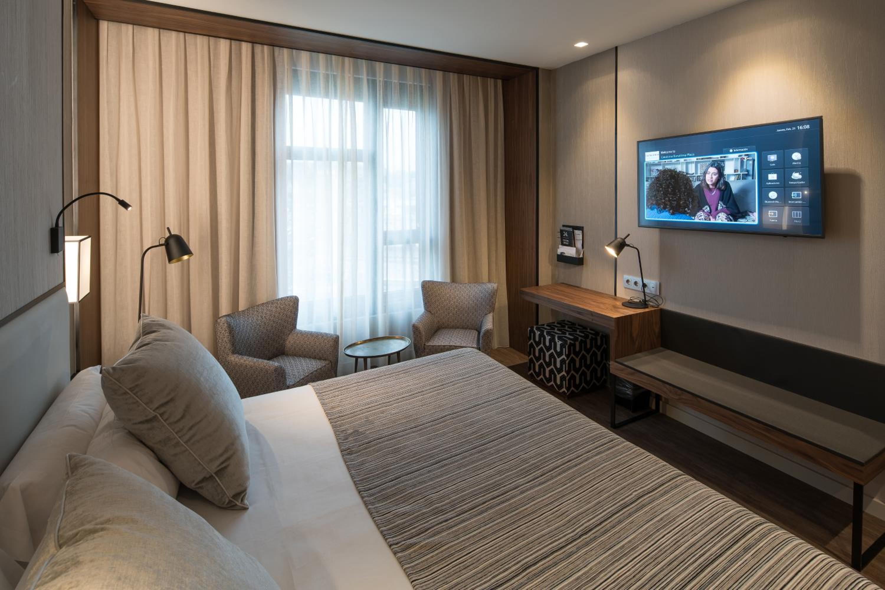 Premium Room with City View photo 3