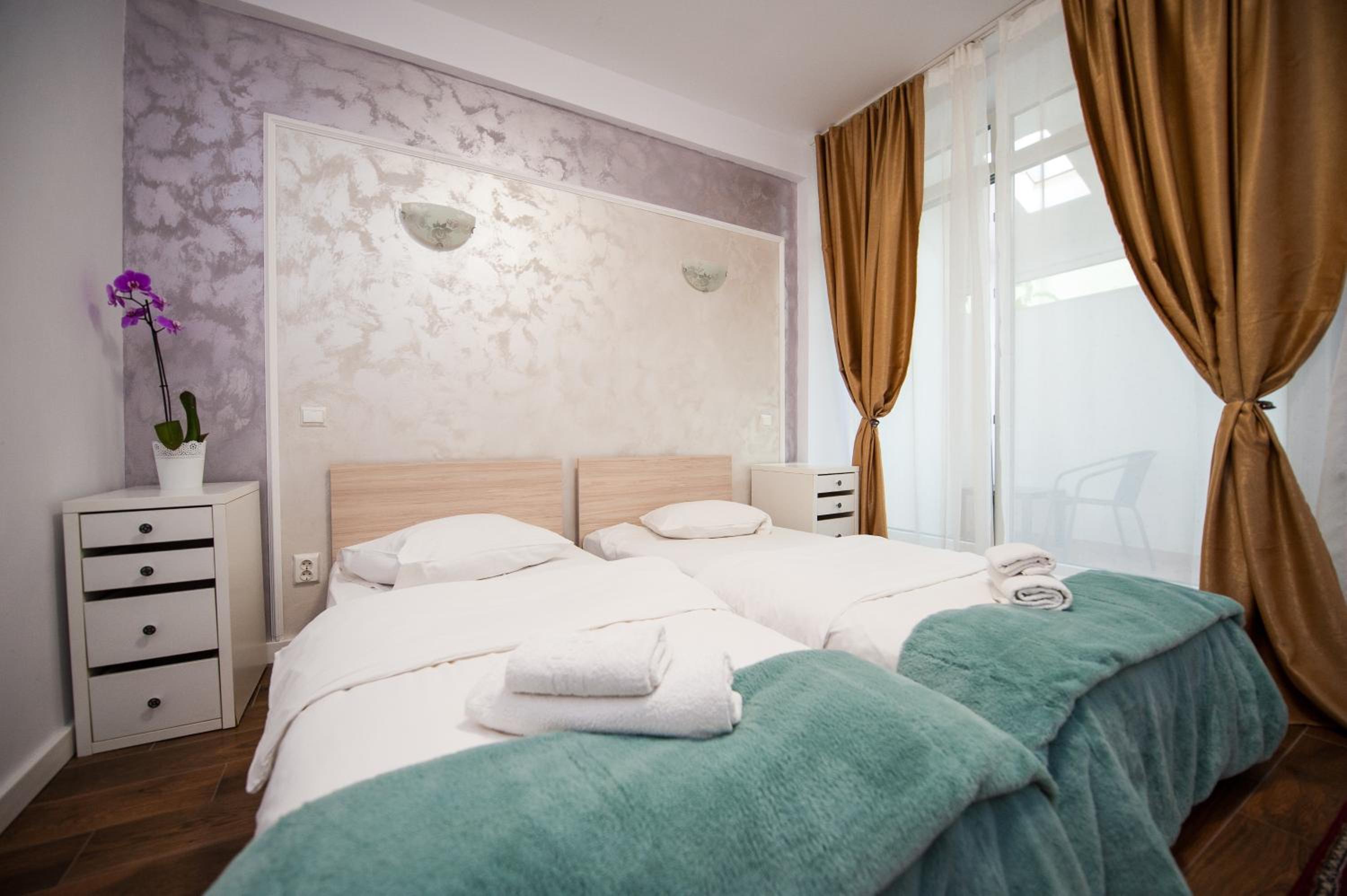 Comfort Triple Room - Photo 40