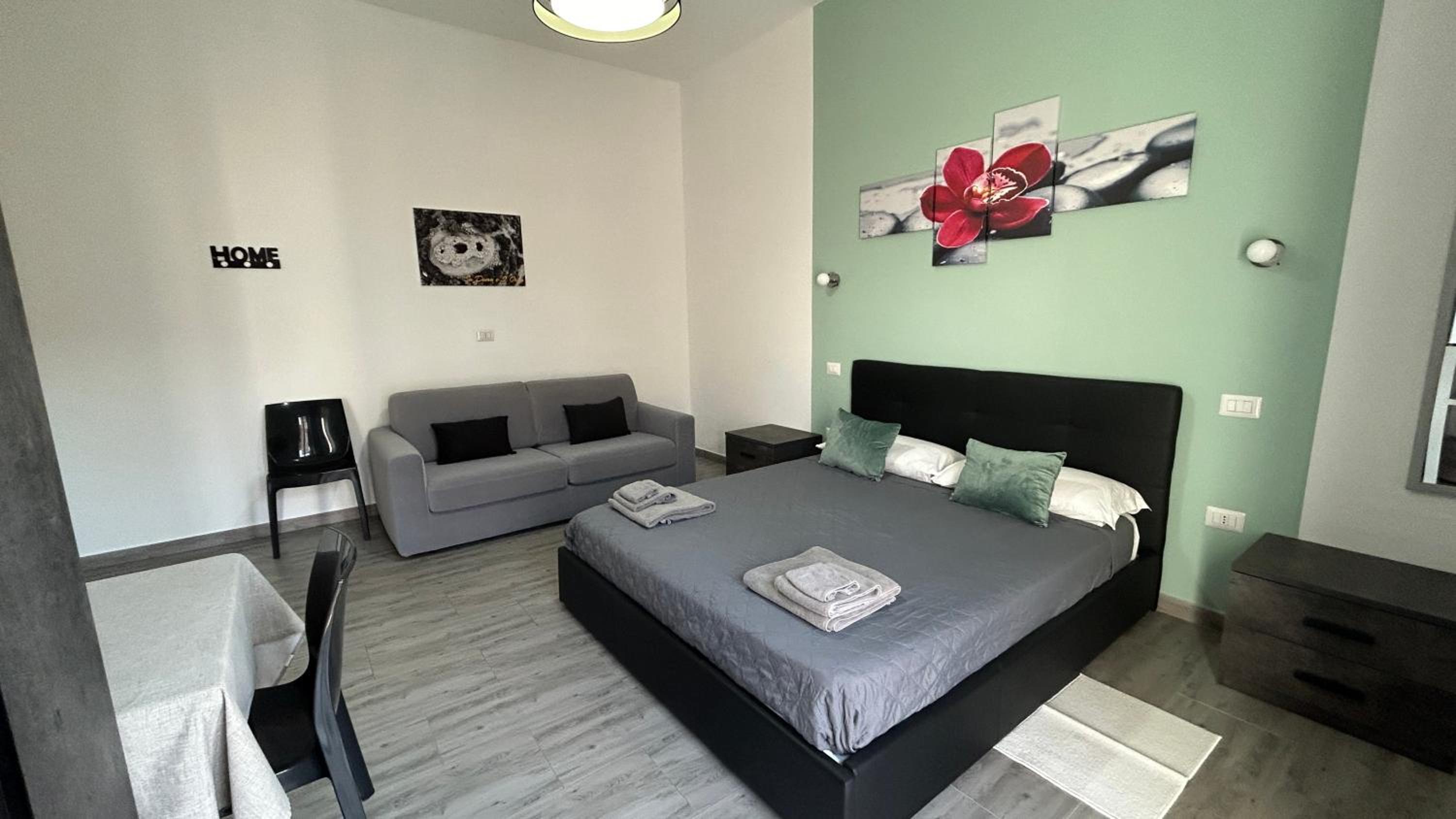 Deluxe Double Room with Extra Bed