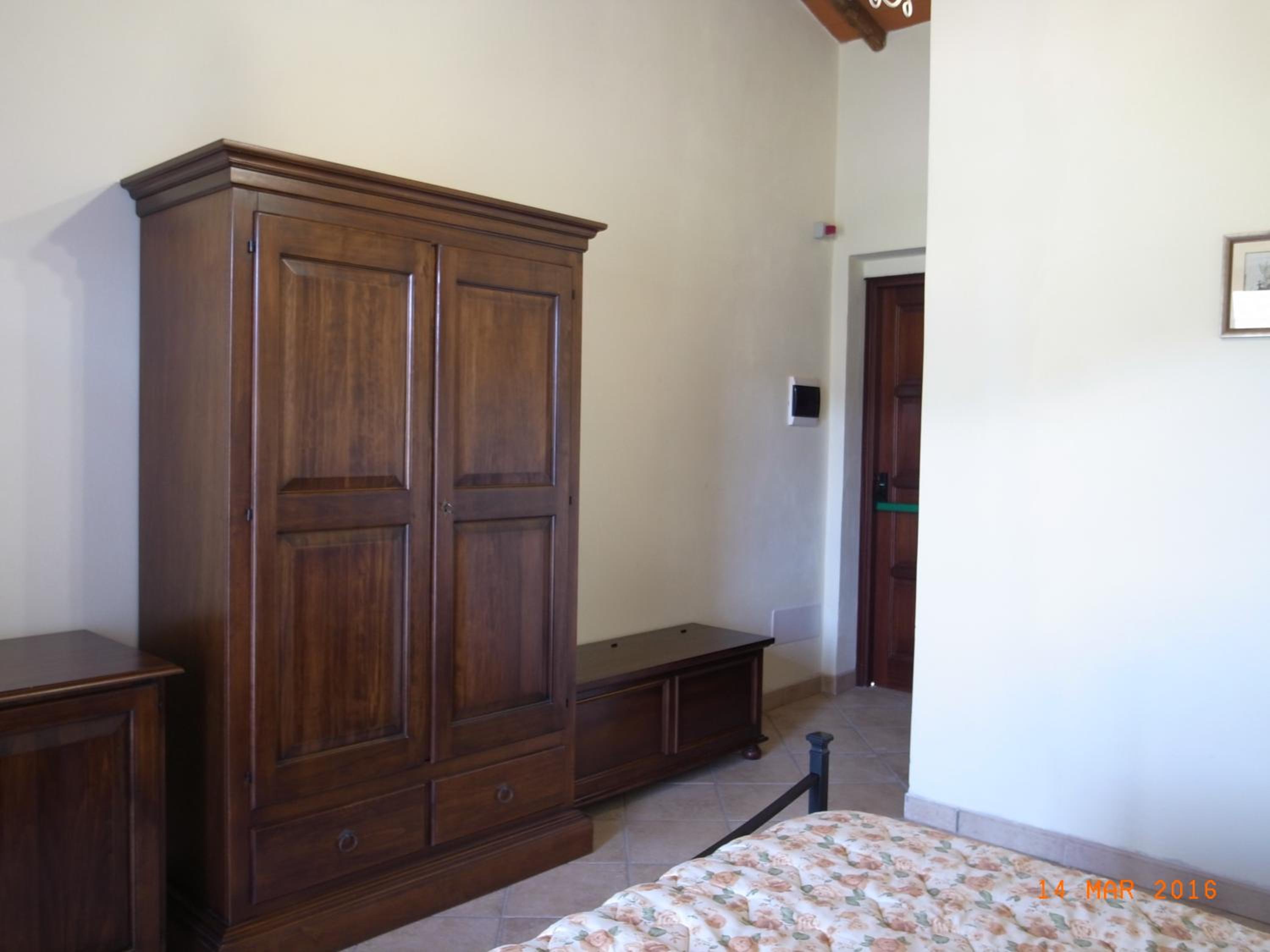 Double Room - Disability Access photo 3