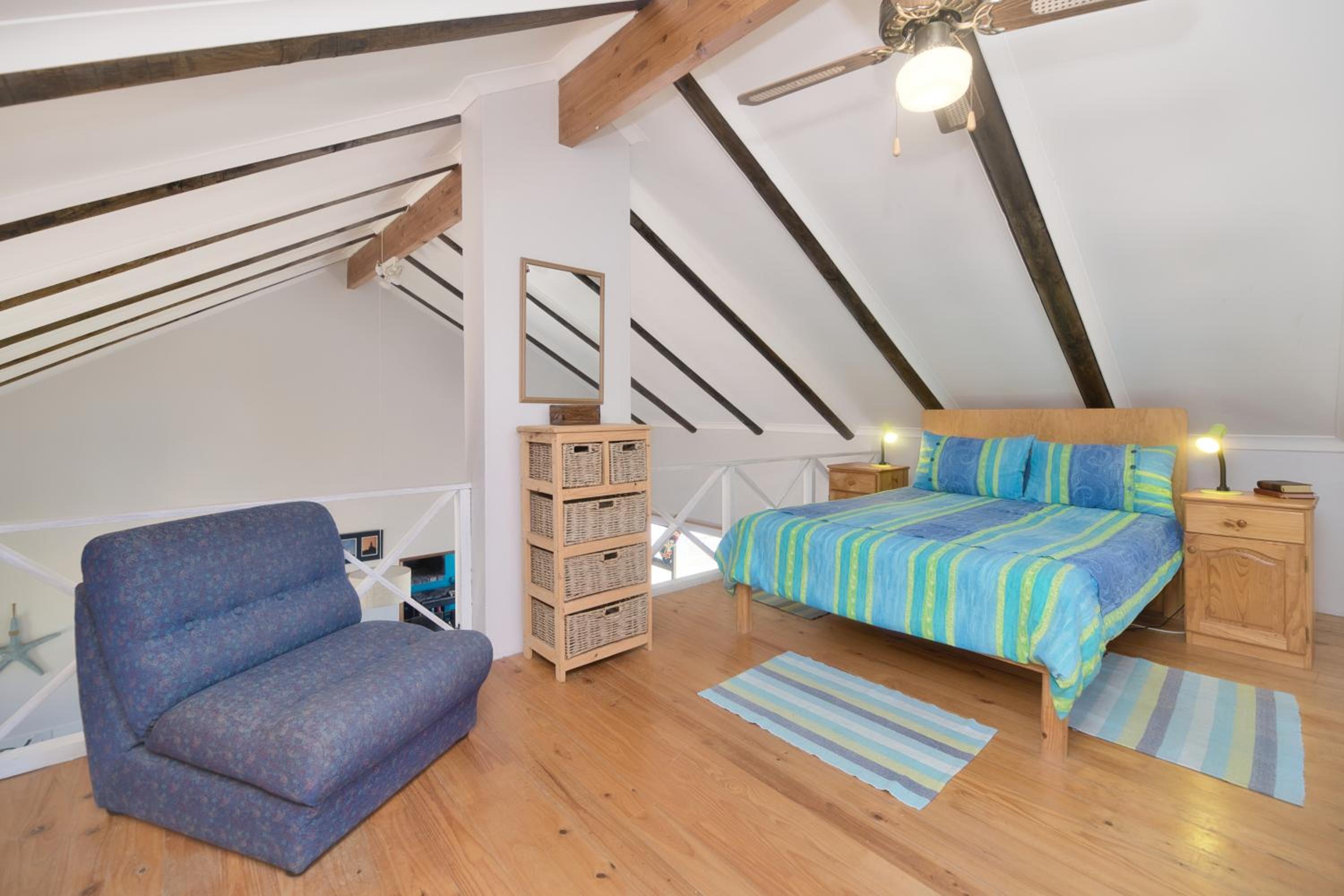 Three-Bedroom House photo 1
