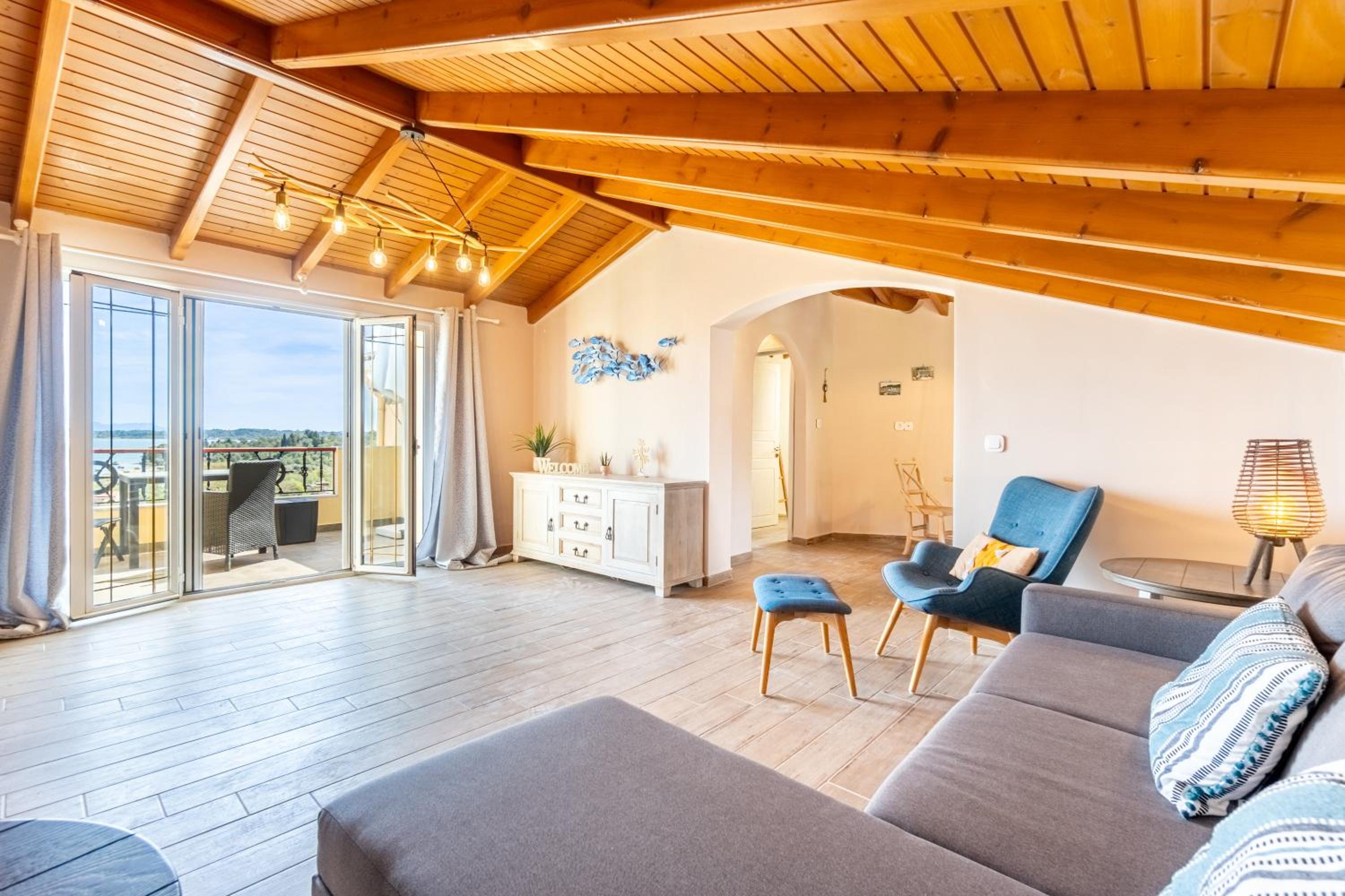 Superior One-Bedroom Apartment with Balcony