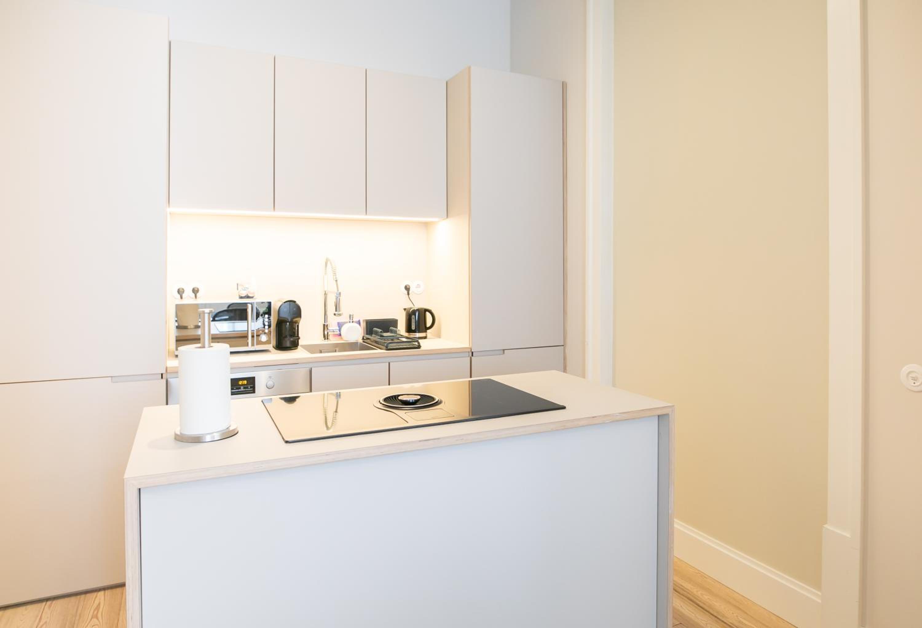 One-Bedroom Apartment - Photo 5