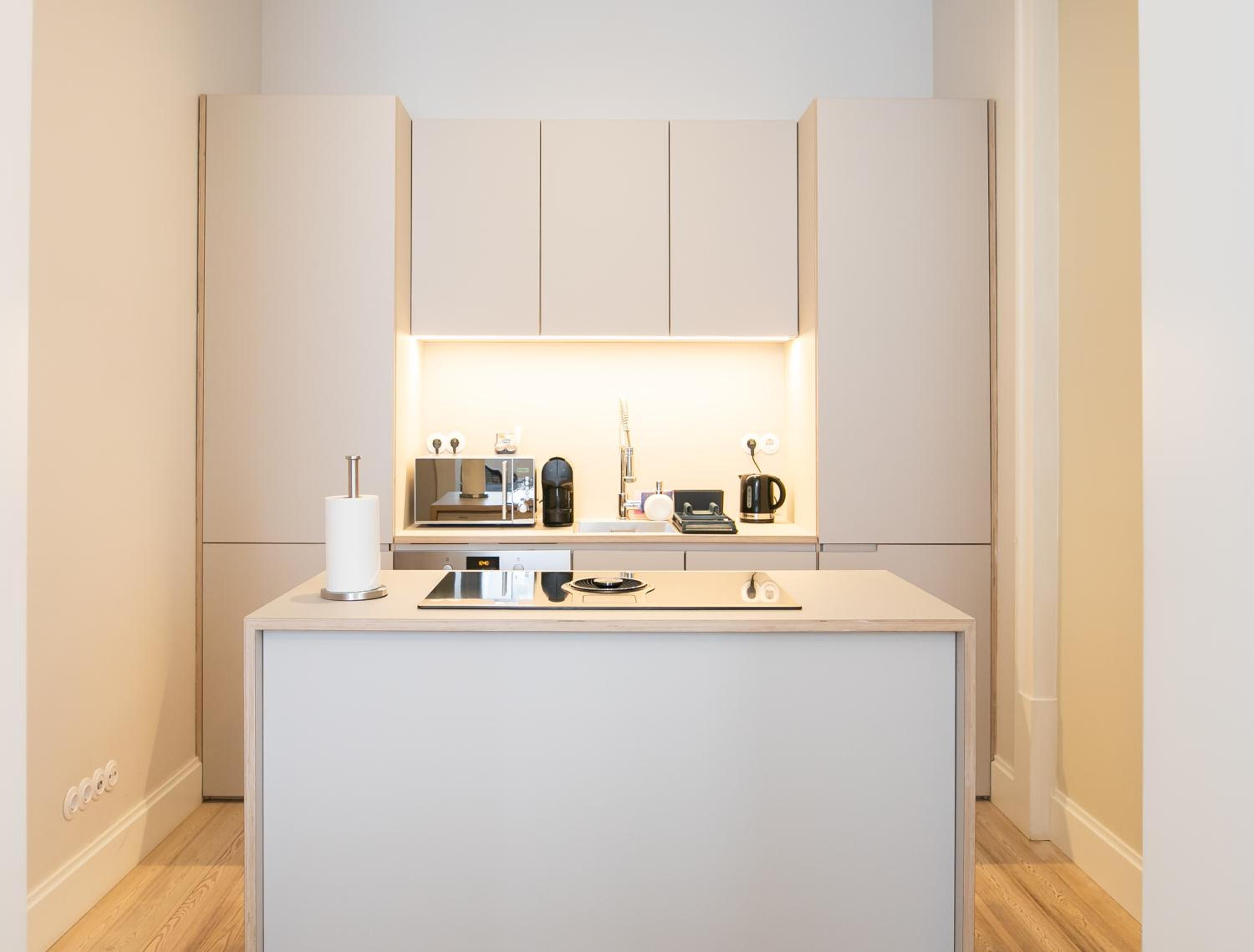 One-Bedroom Apartment - Photo 4