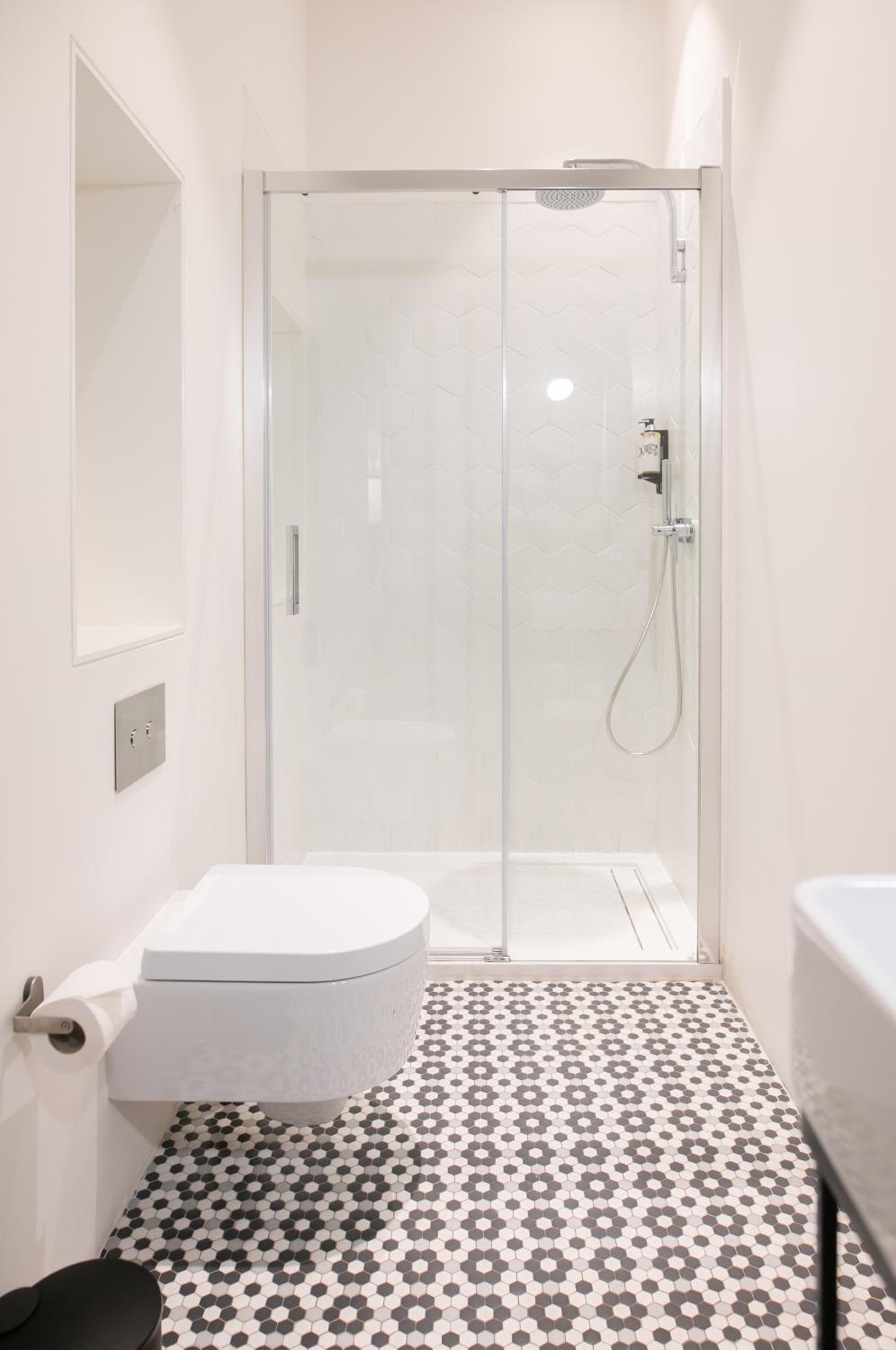 Double Room - Photo 4