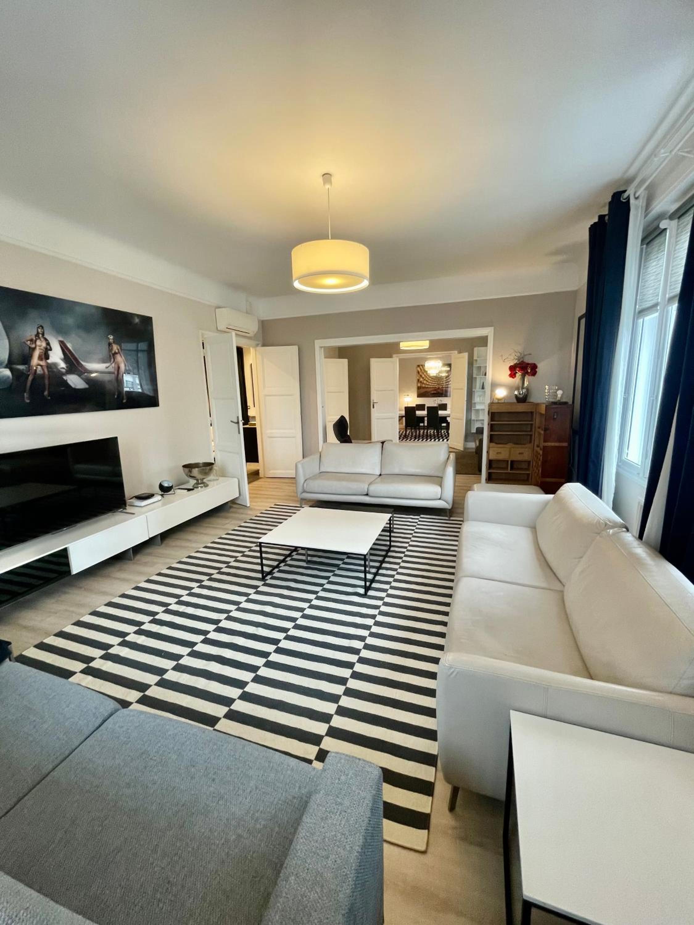 Apartment photo 3