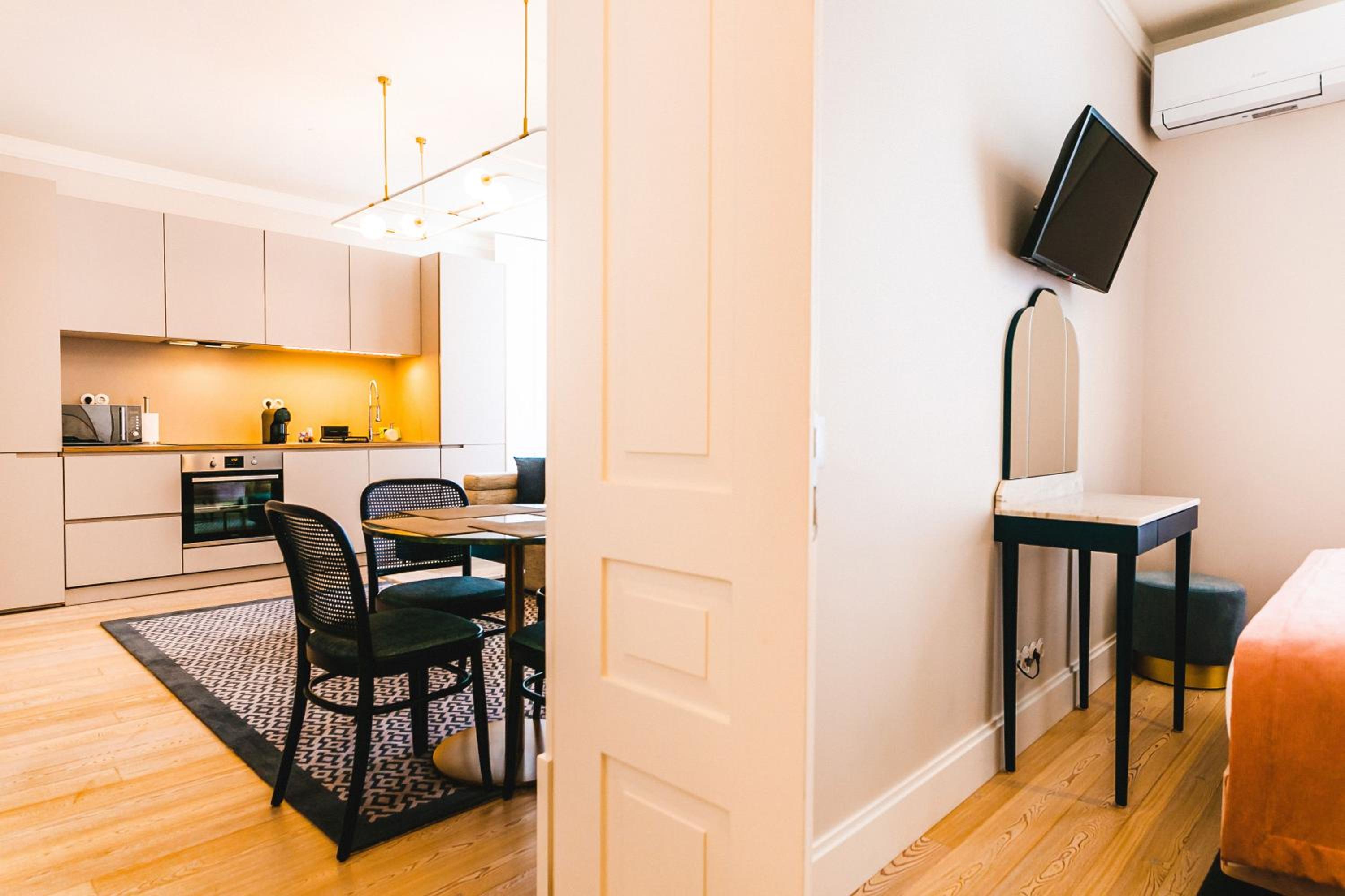 Two-Bedroom Apartment - Photo 10