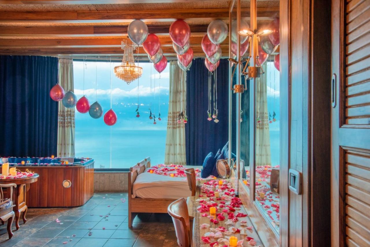 Royal Suite with Sea View photo 2