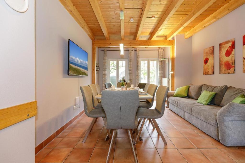 Four-Bedroom House photo 1