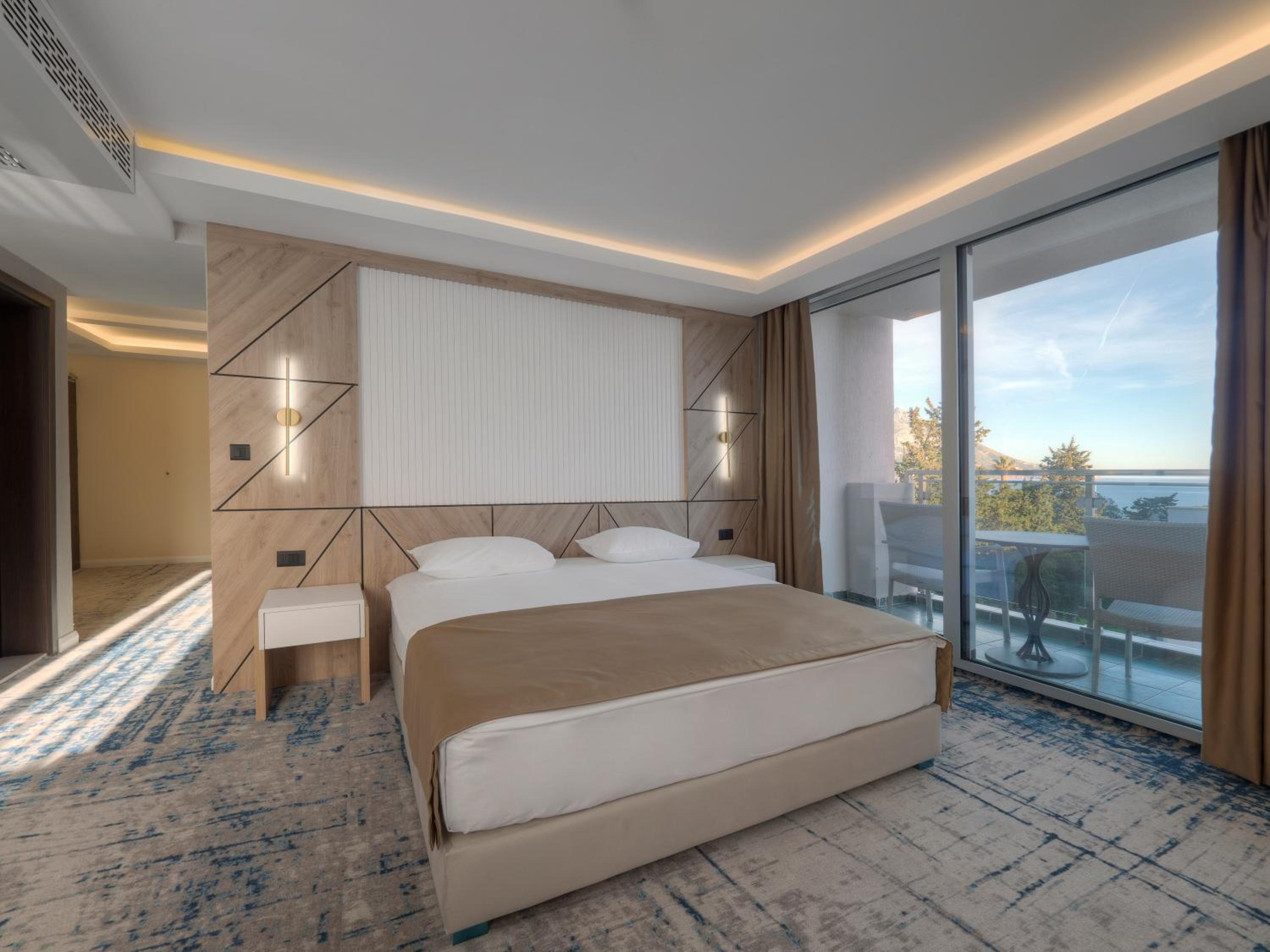 Family Room with Sea View photo 3
