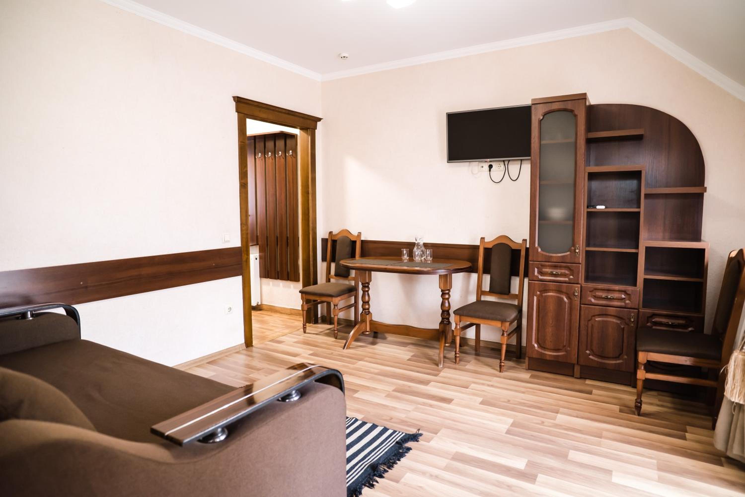 Suite with Balcony photo 2