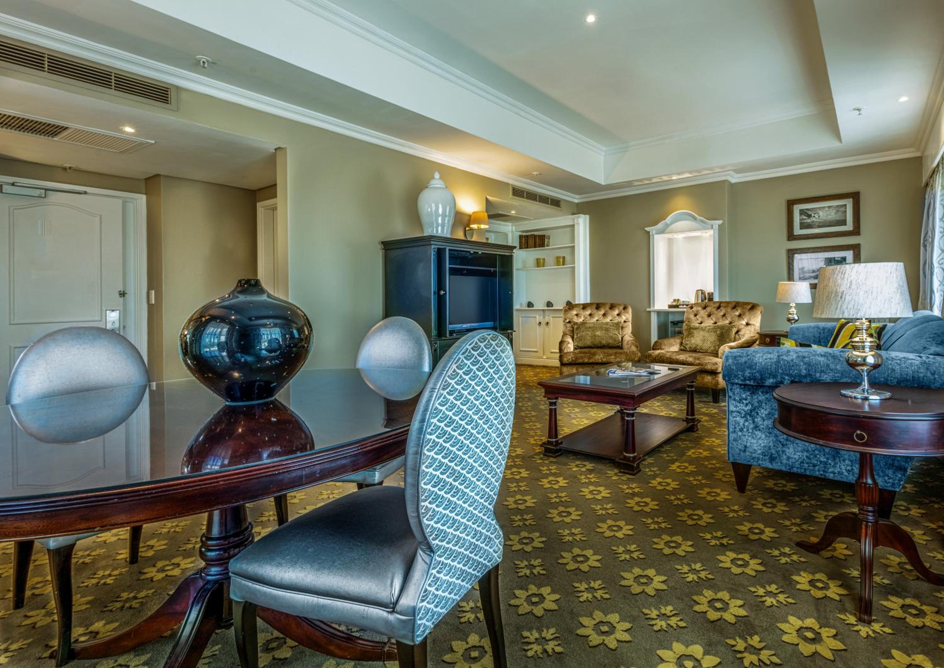 Presidential Suite photo 2