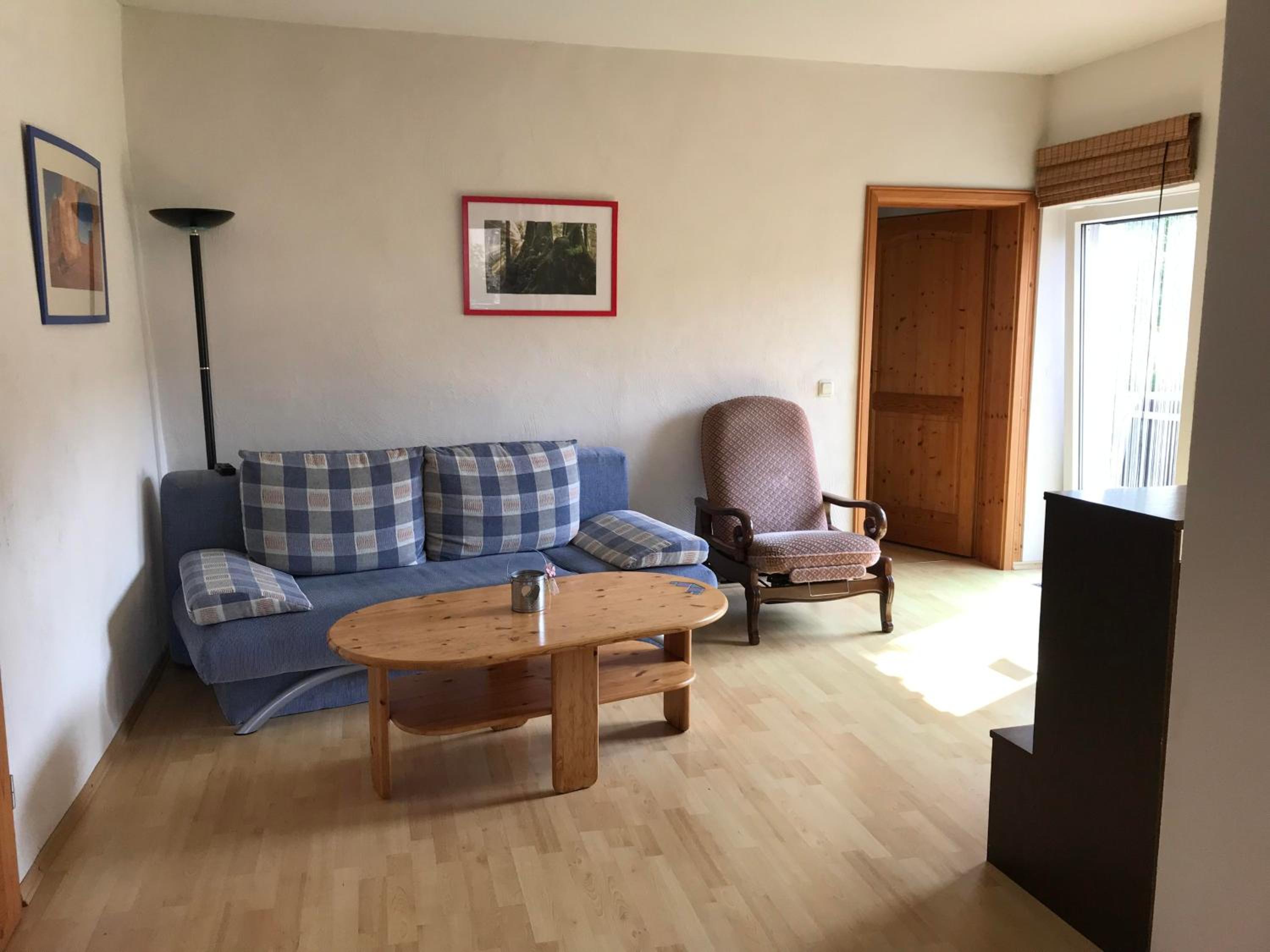 One-Bedroom Apartment photo 1