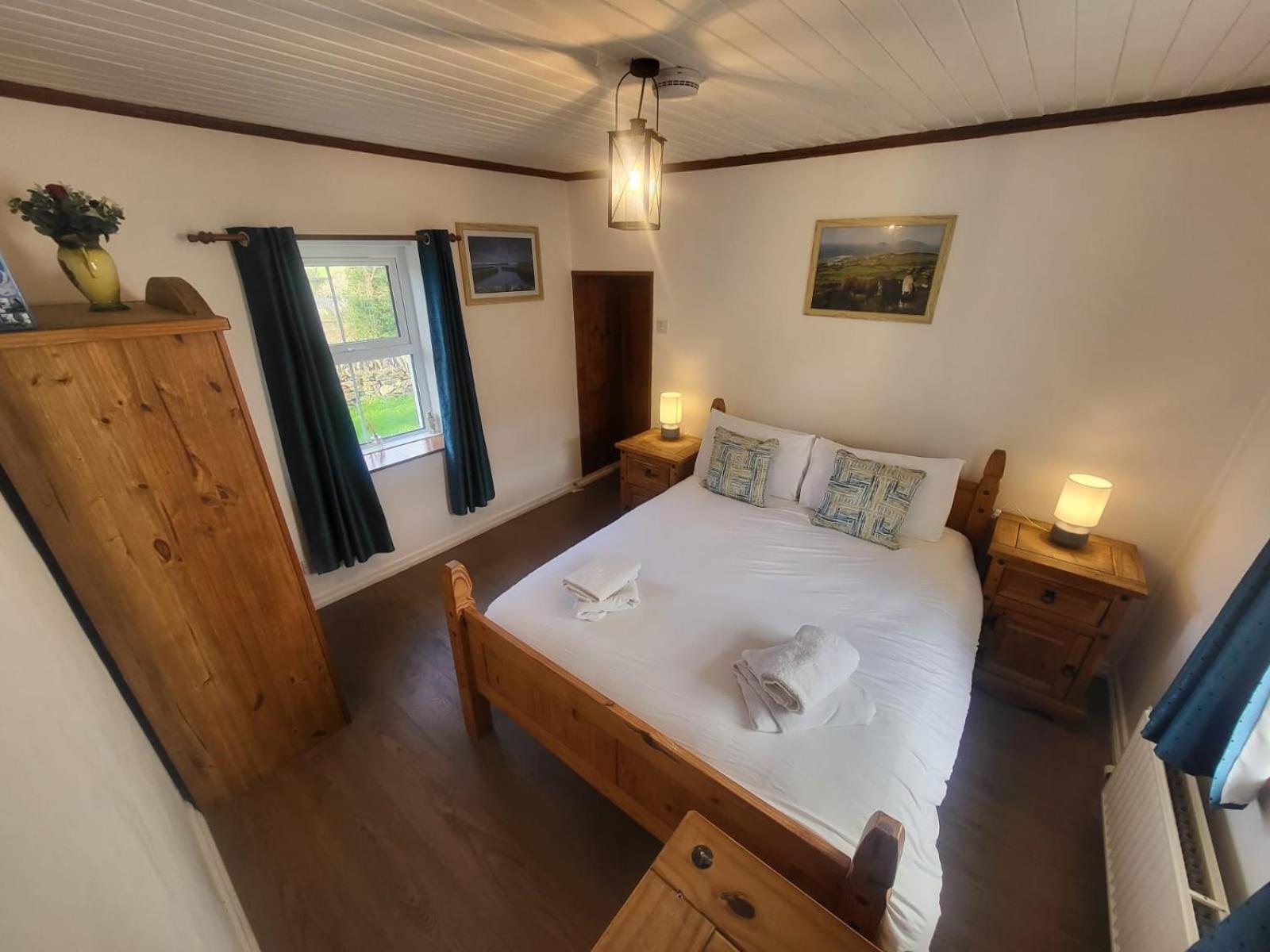 Two-Bedroom House photo 3