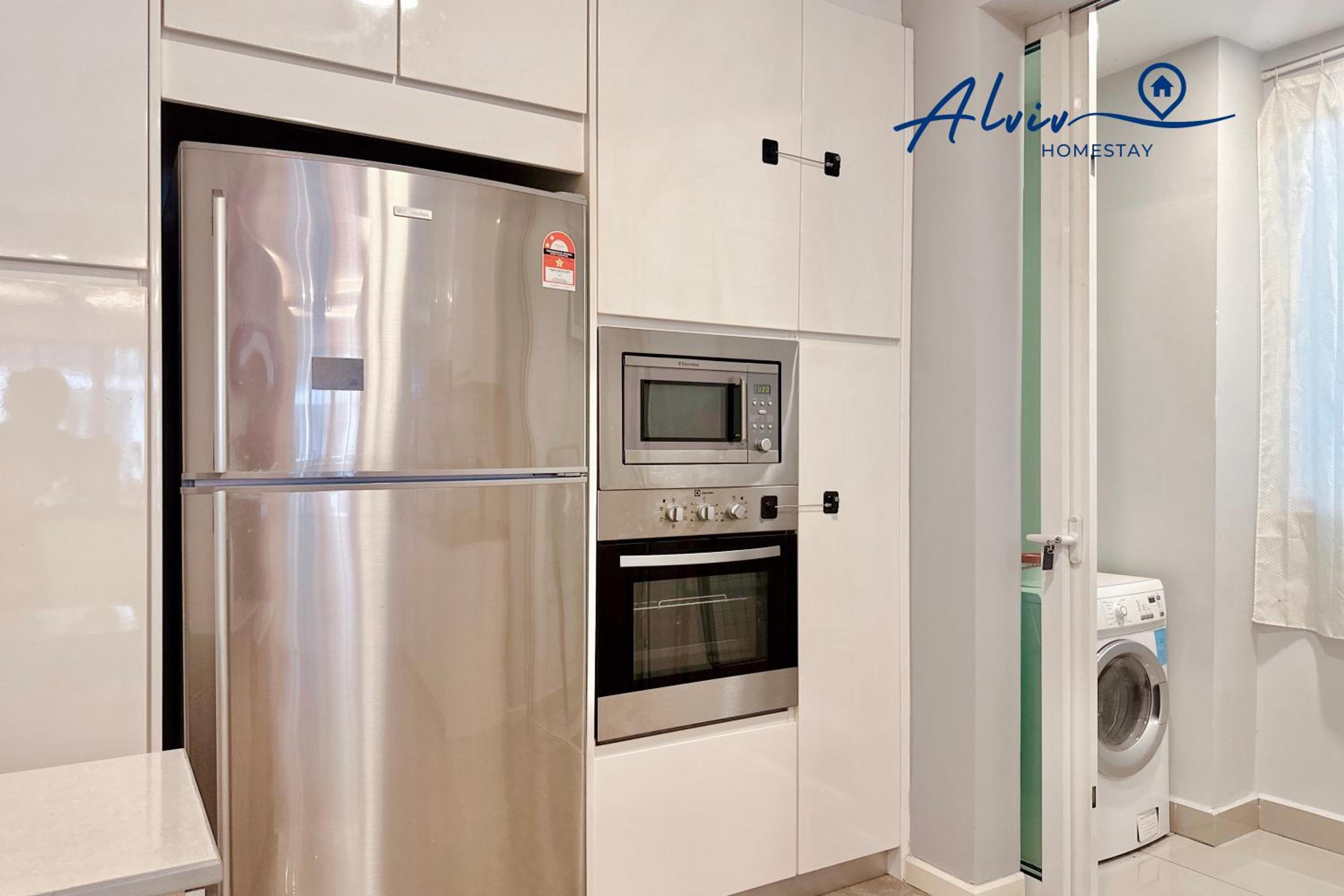 Three-Bedroom Apartment - Photo 26
