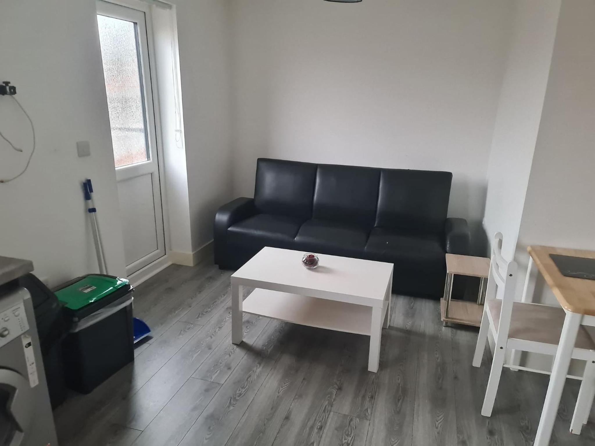 Apartment - Ground Floor photo 3