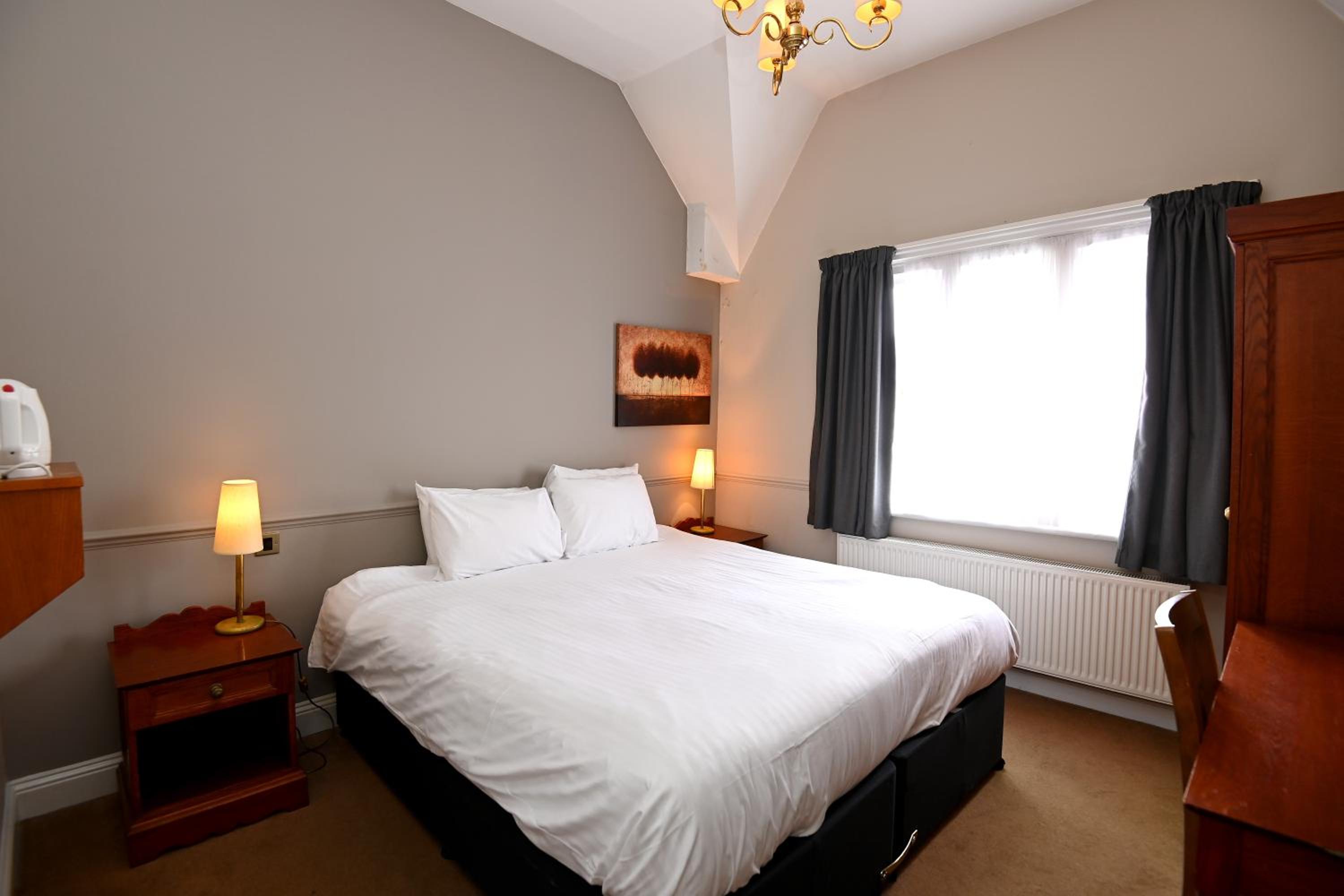 Standard Double Room photo 3