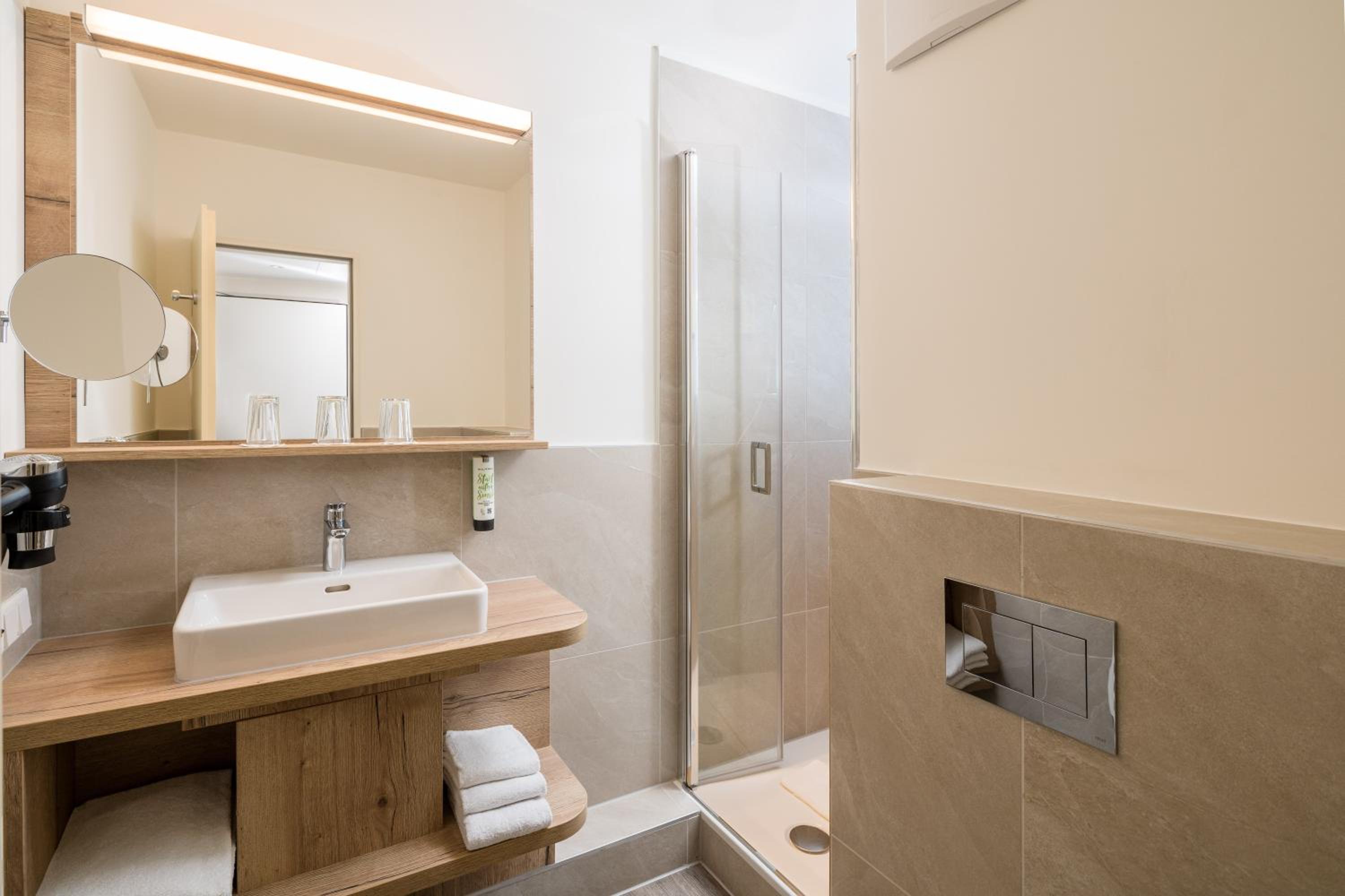 Special Offer - Double Room with Spa Access (Therme Erding)  - Photo 9