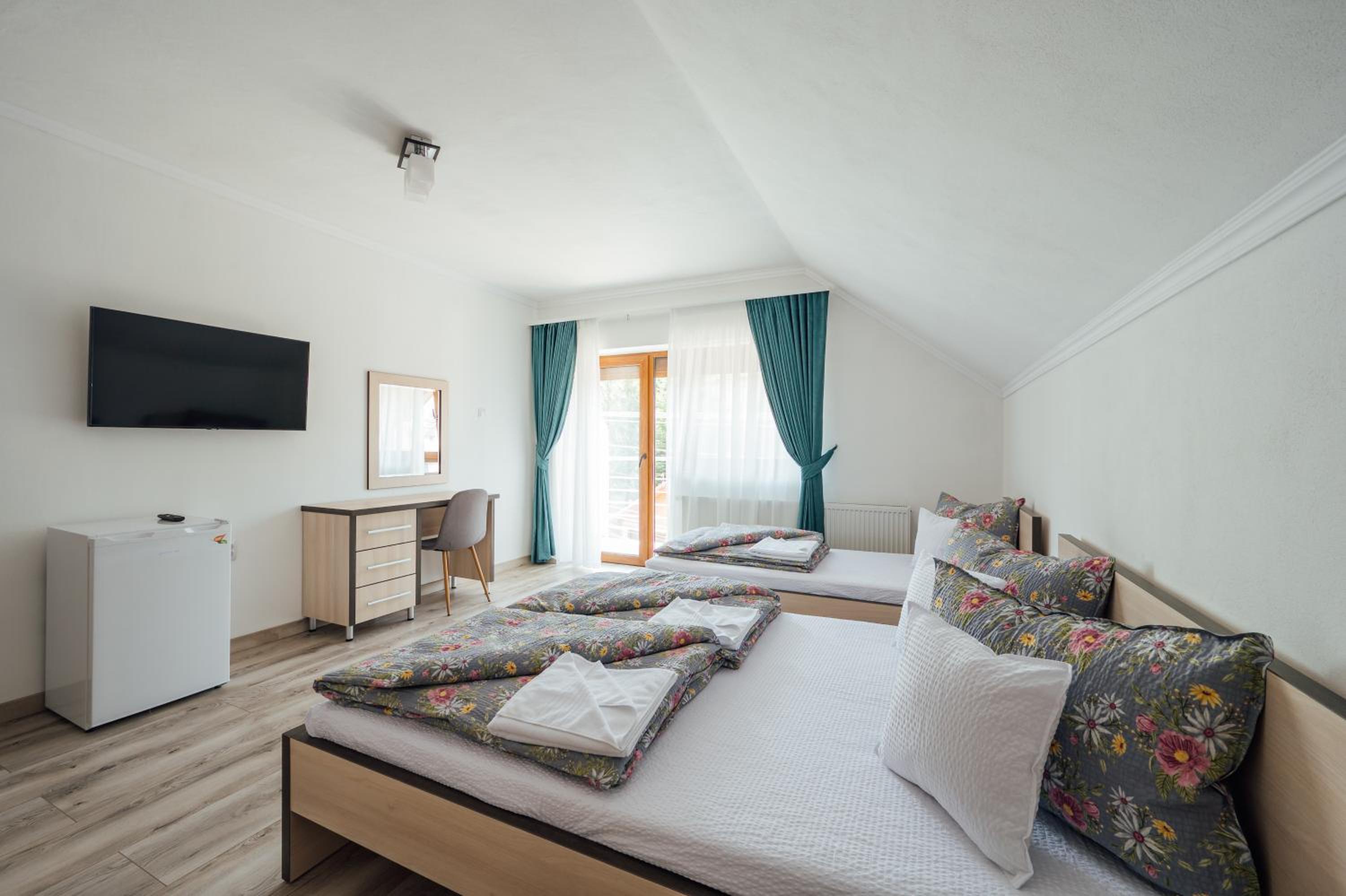 Triple Room with Balcony photo 3