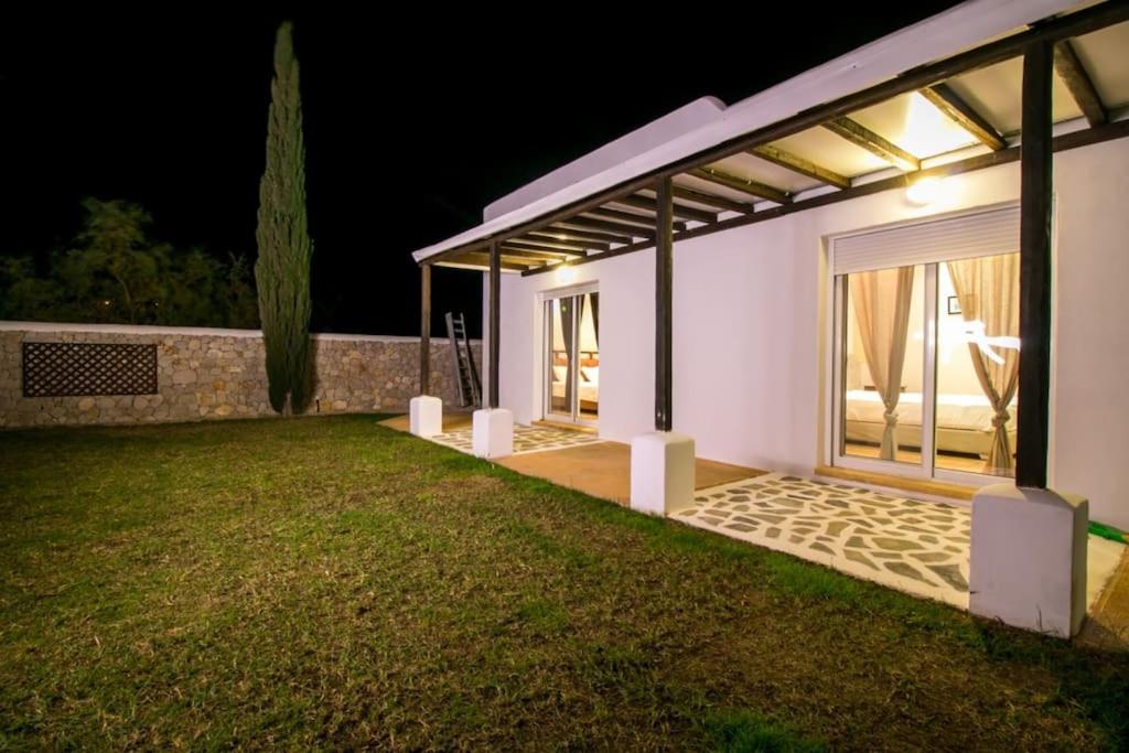 Villa photo 3