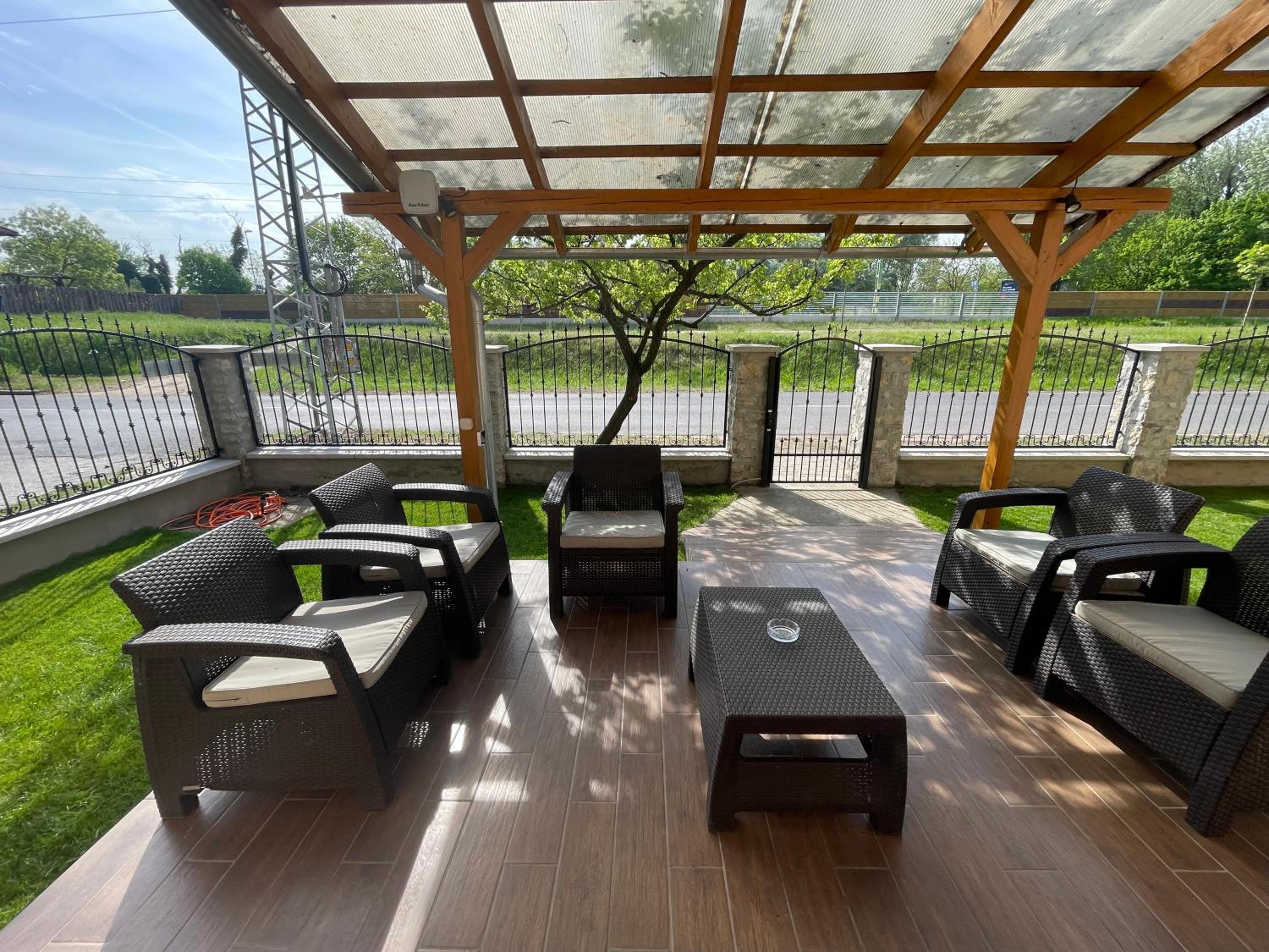 Apartment - Ground Floor - Photo 8