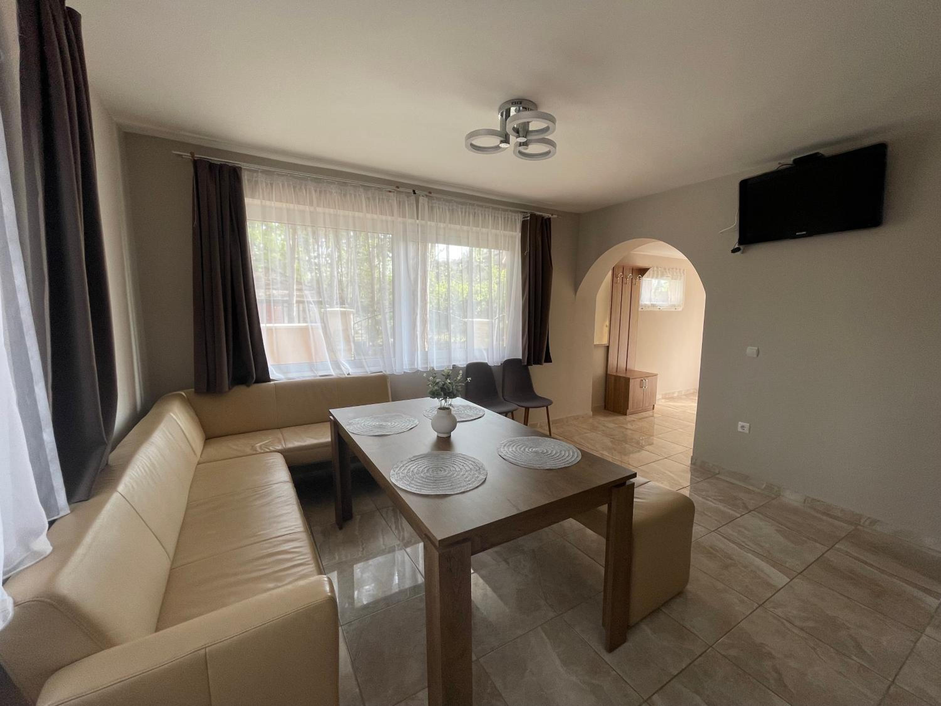 Apartment - Ground Floor - Photo 9