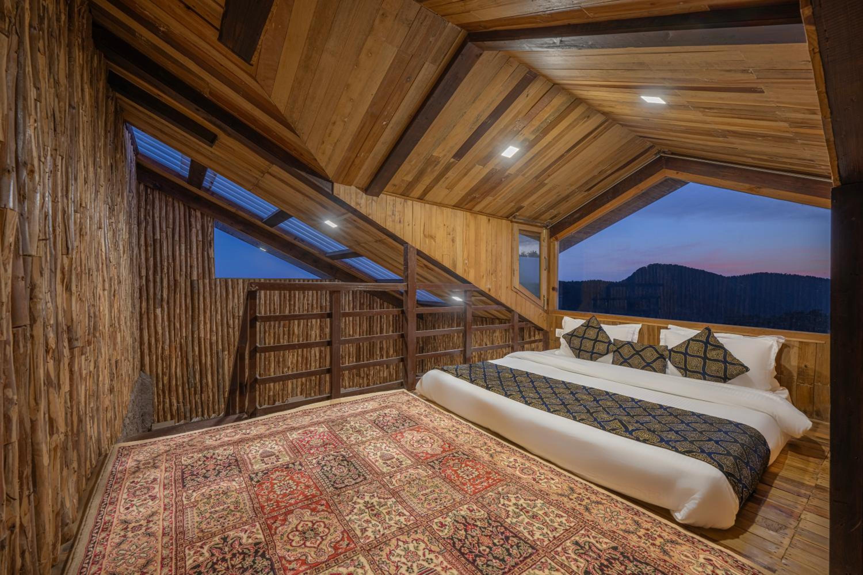 Family Room with Balcony photo 2