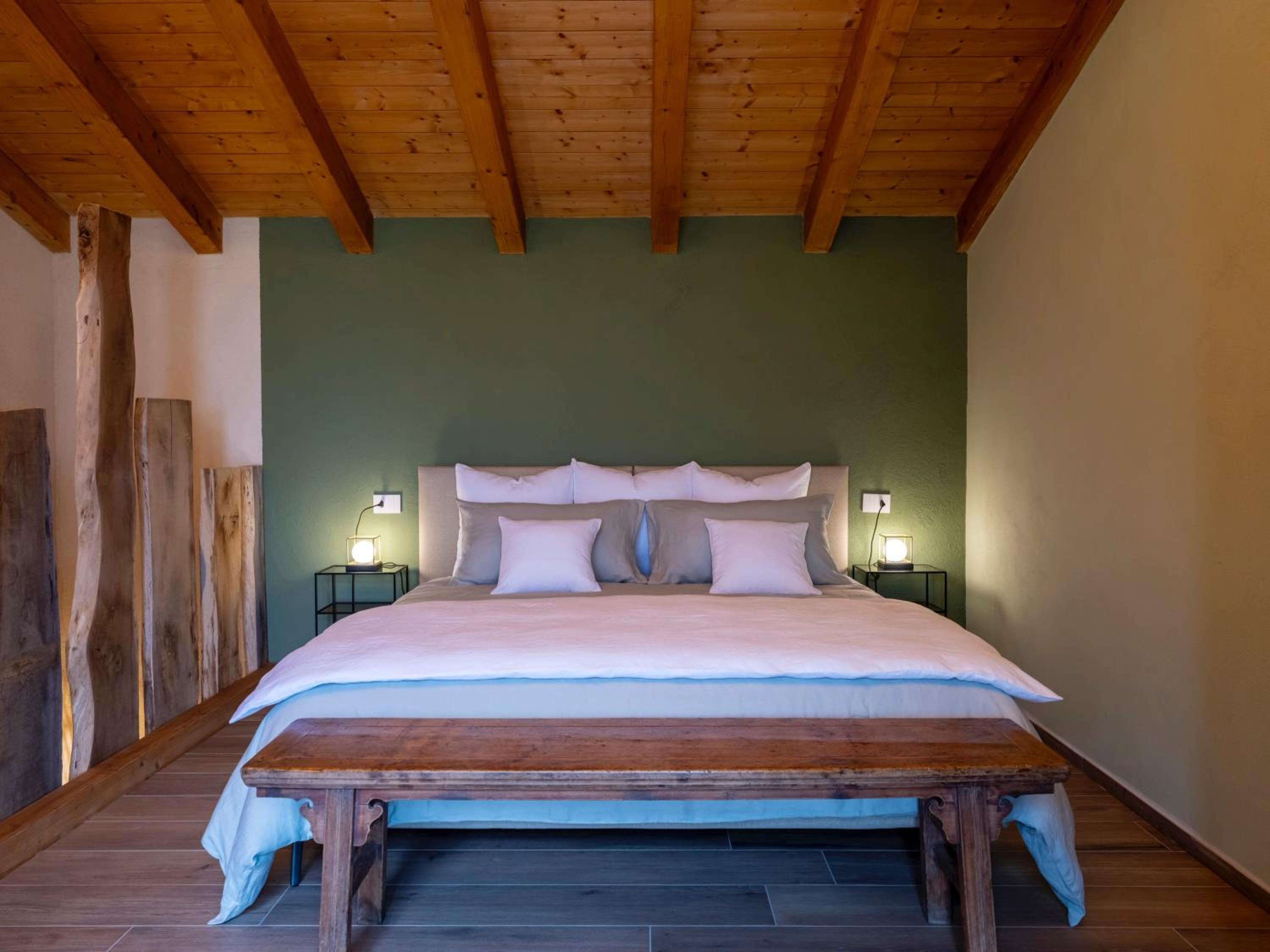 King Room with Pool View photo 1