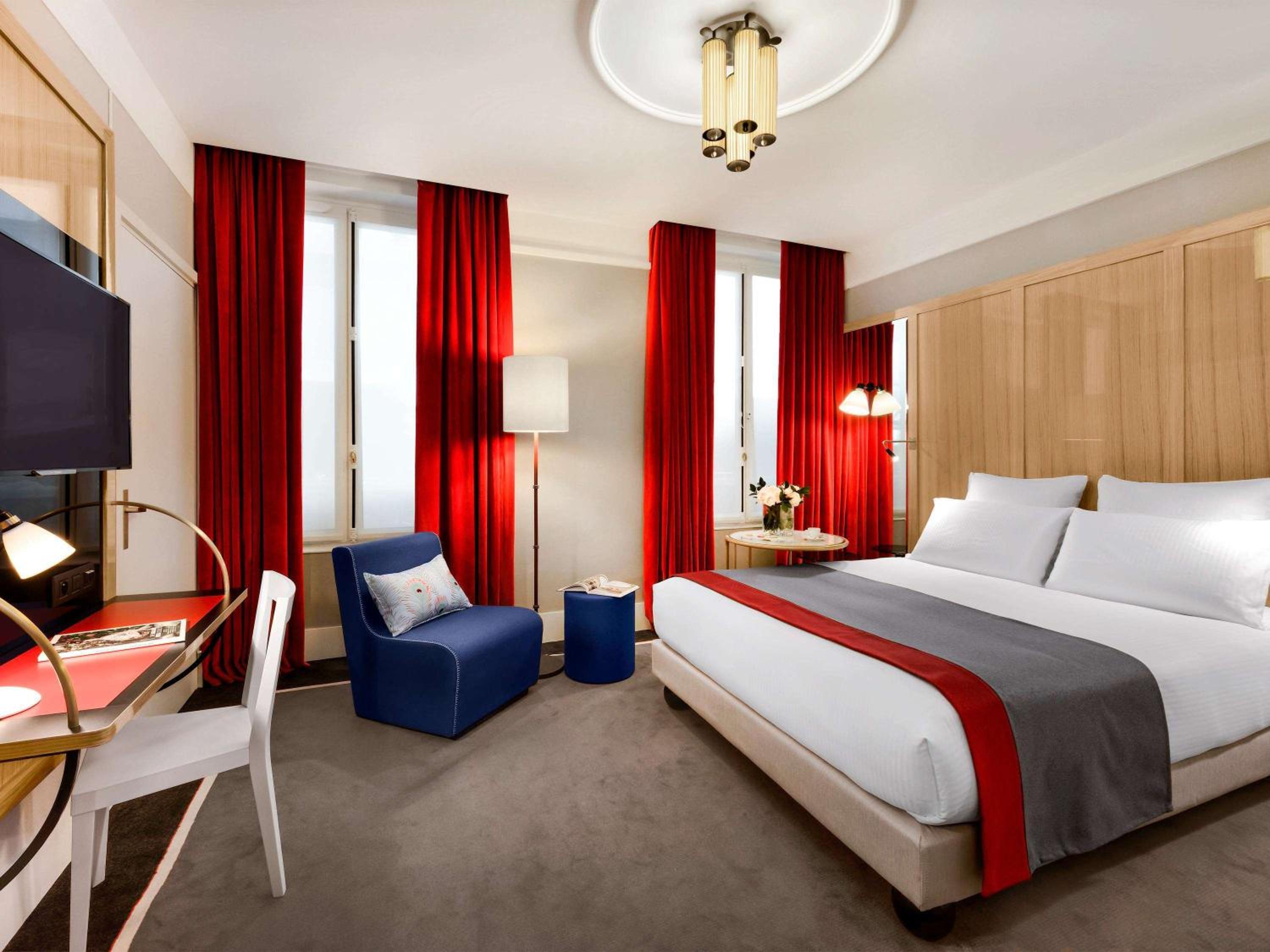 Superior Room Queen Bed