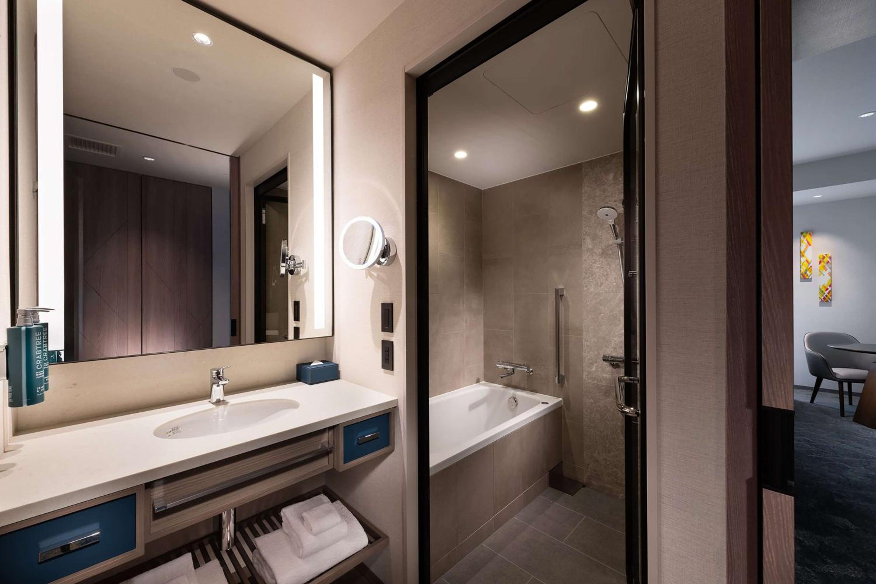 Executive King Room with River View photo 3
