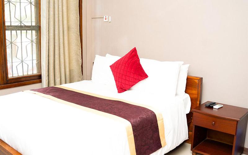 Deluxe Single Room