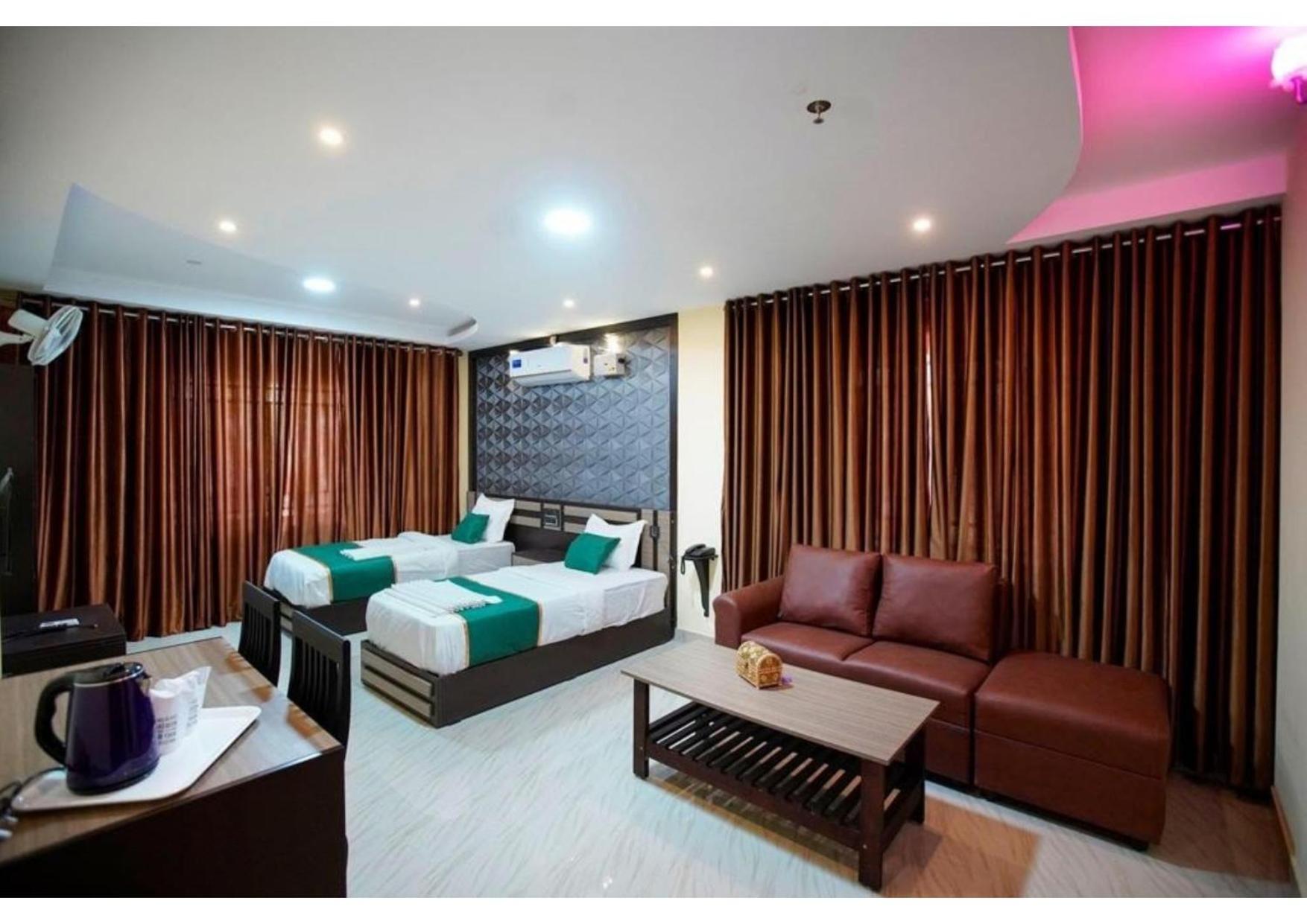 Standard Twin Room - Photo 2