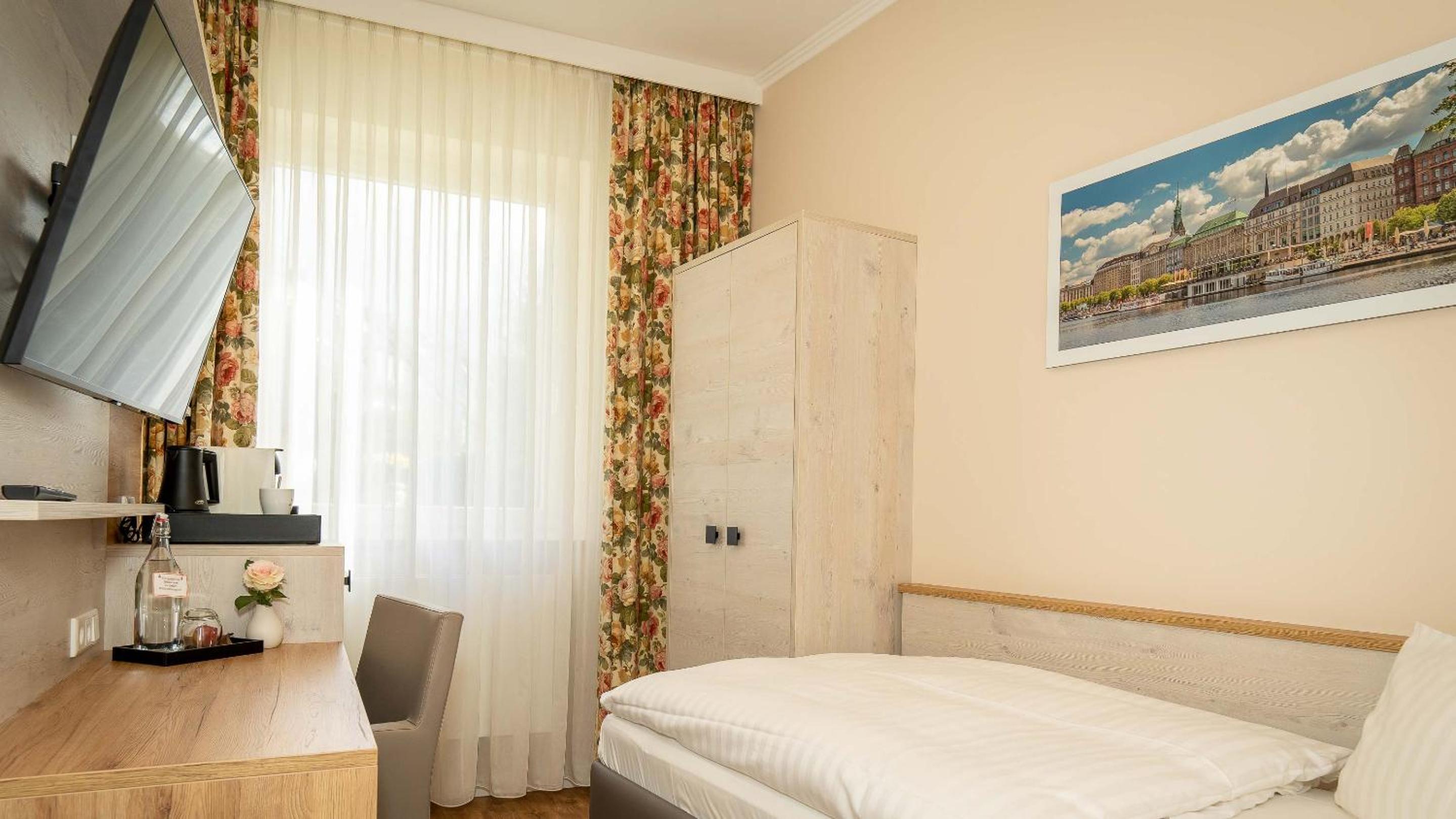 Single Room with Garden View