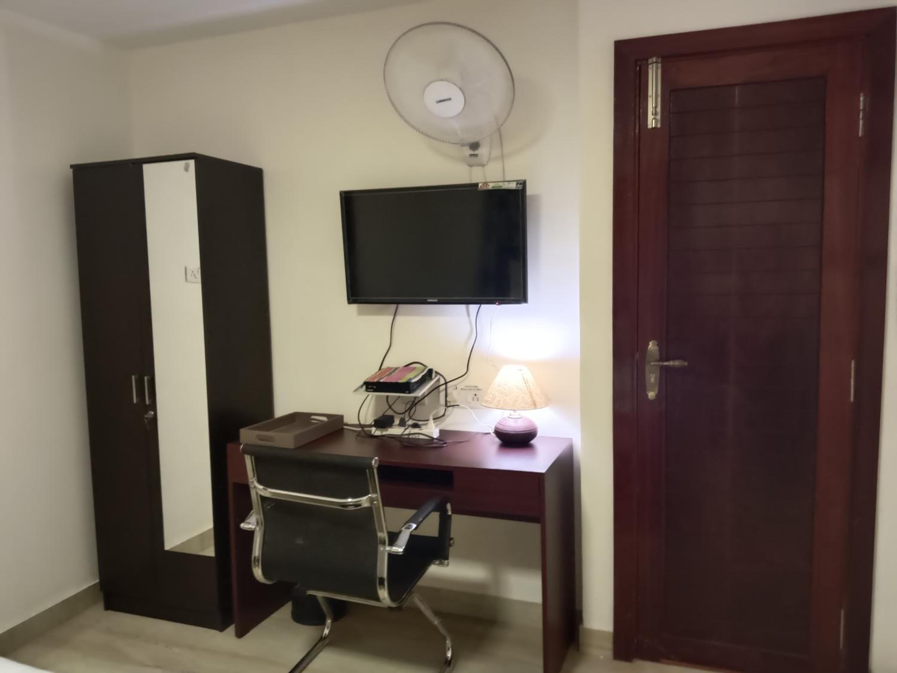 Deluxe Room (2 Adults + 1 Child) photo 2