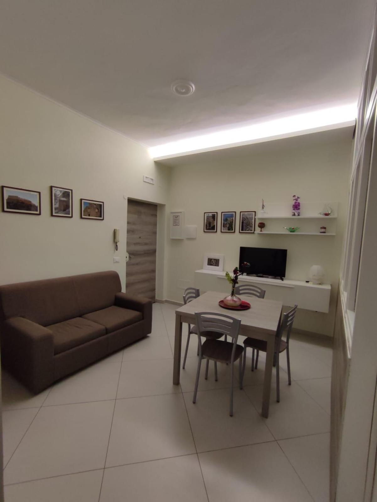 Two-Bedroom House photo 2