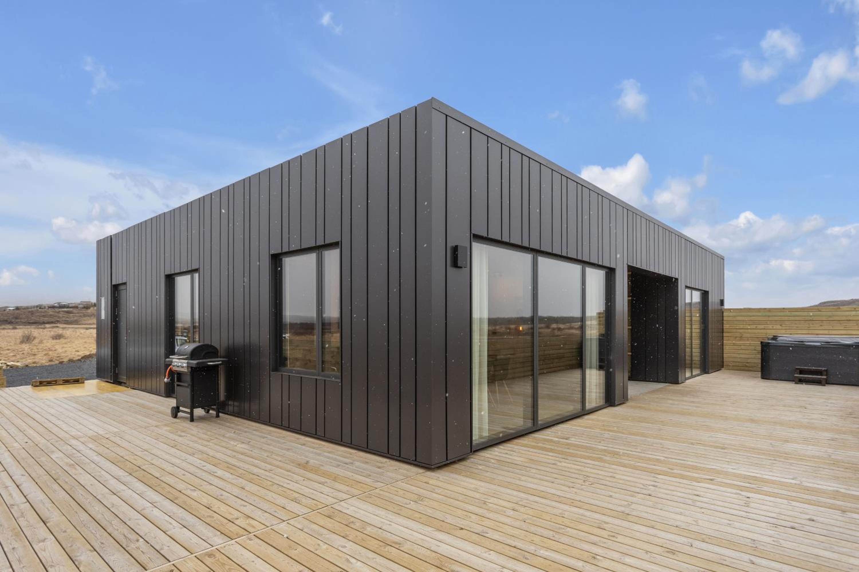 Three-Bedroom House photo 1