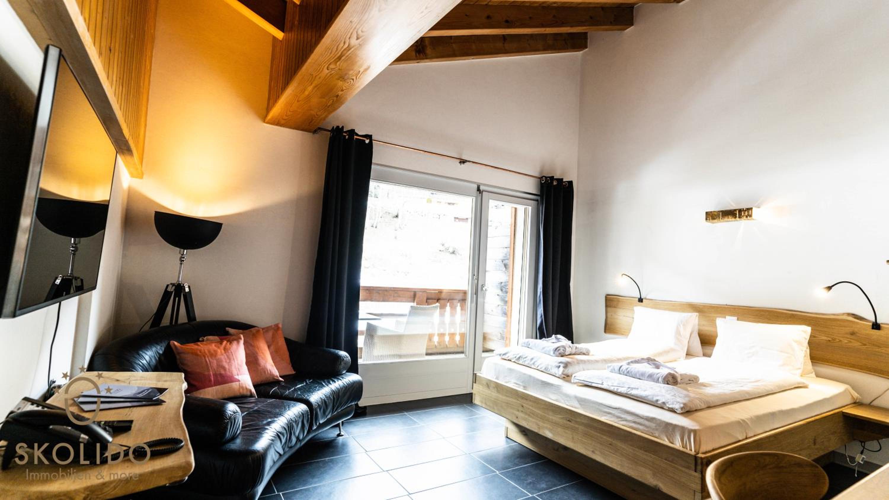 Studio Apartment photo 1