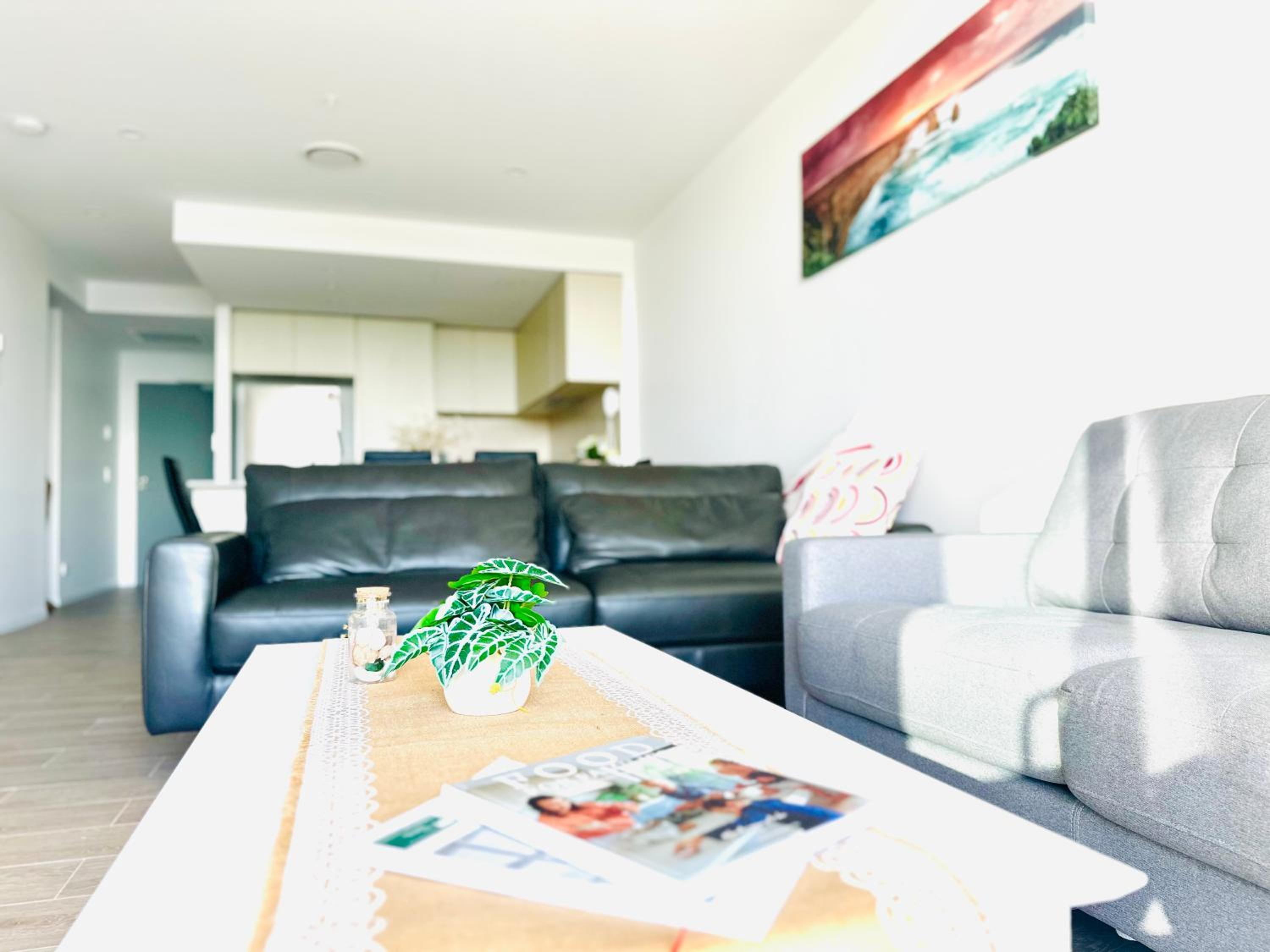 3 Bedroom Waterview Apartment - Photo 10