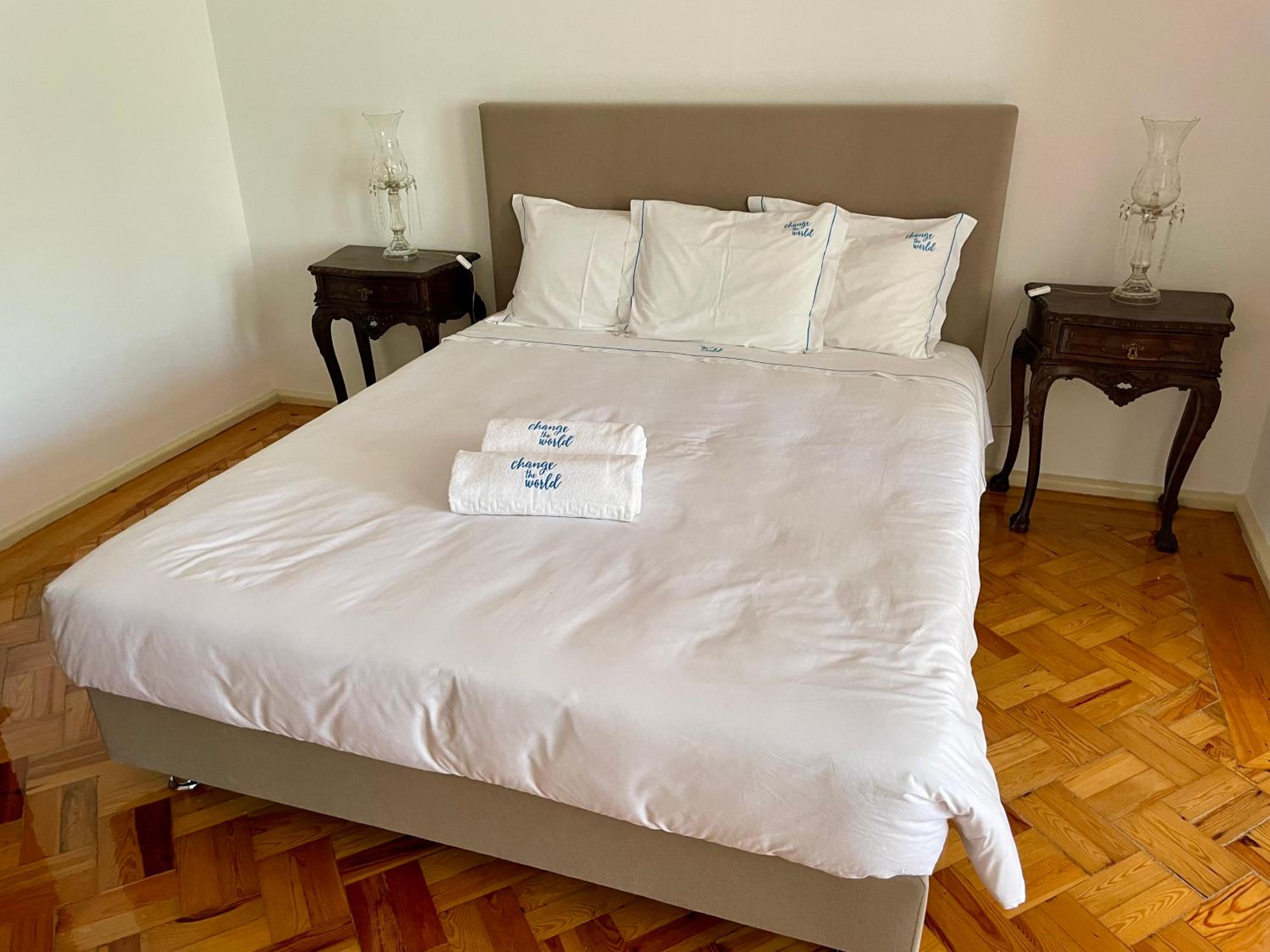 Deluxe Room - Photo 4