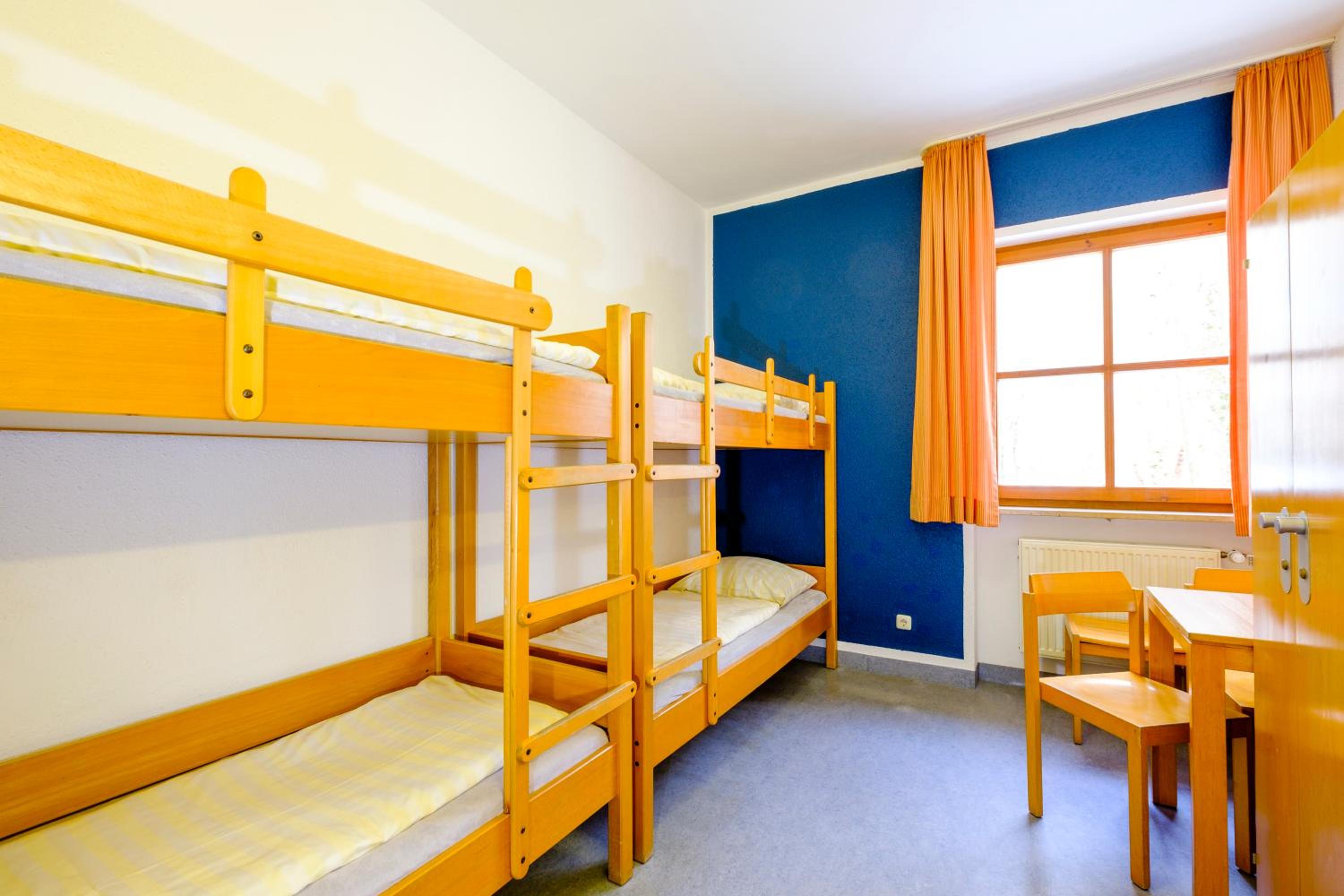 Triple Room with Private Bathroom photo 1