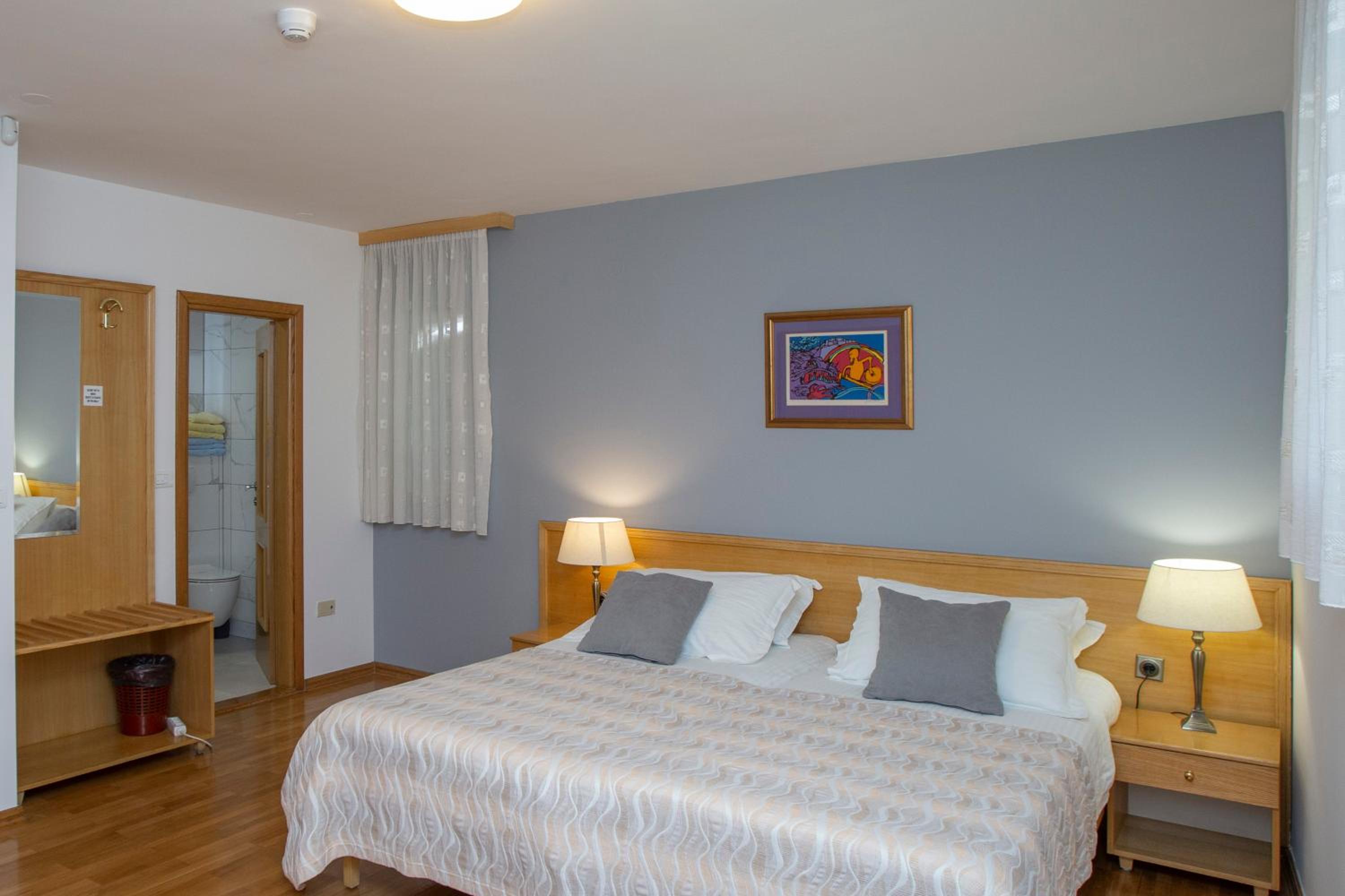 Economy Twin Room - Ground Floor