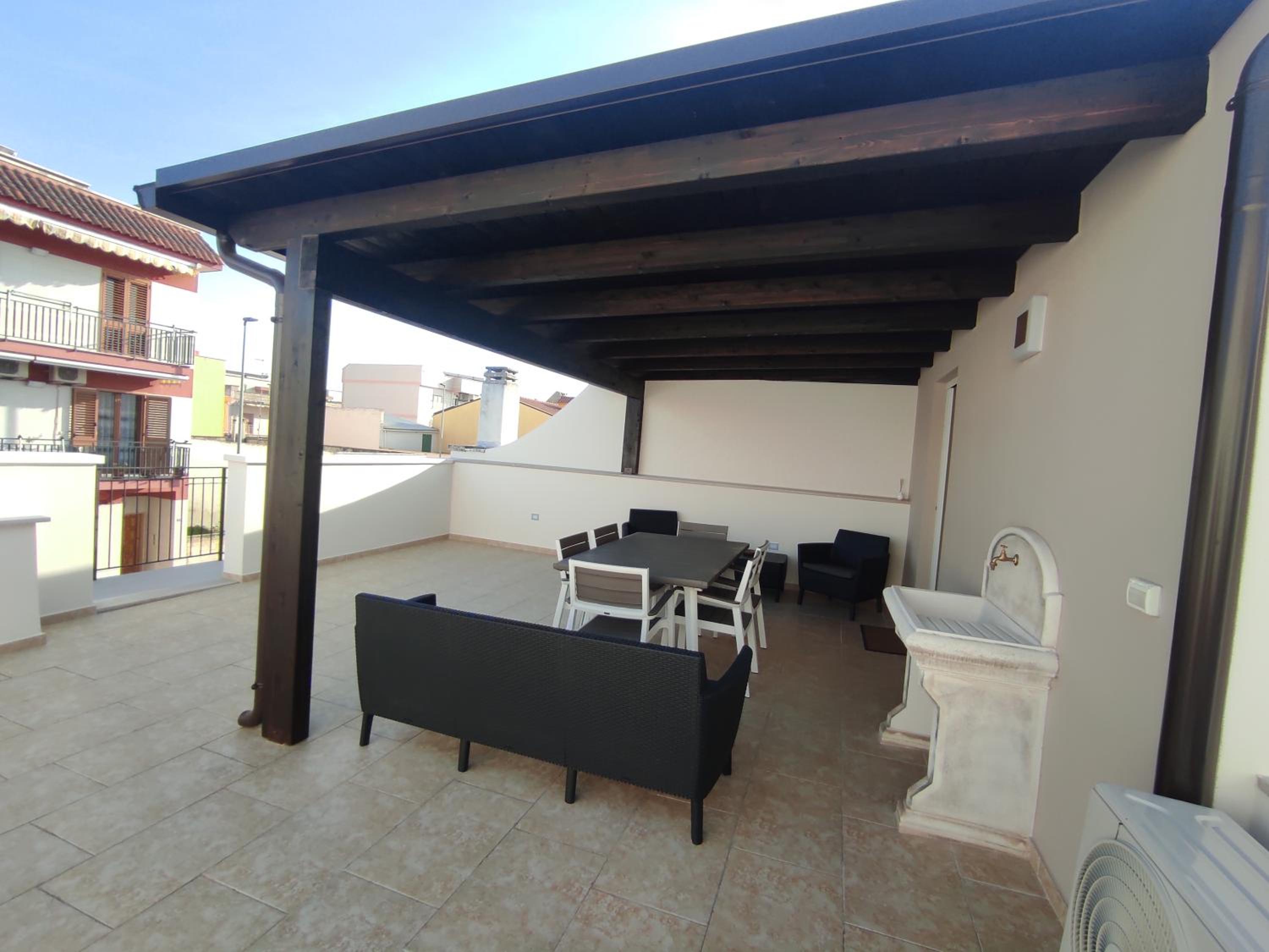 One-Bedroom House photo 2