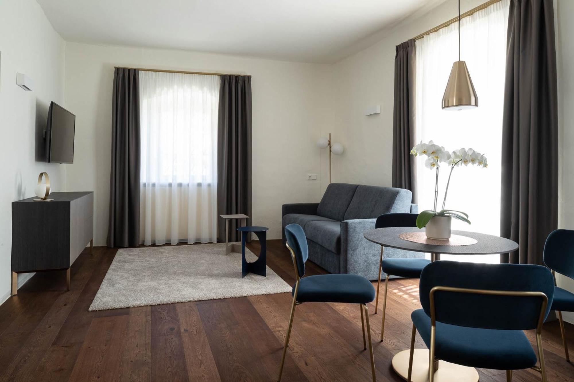 Deluxe Suite photo 3