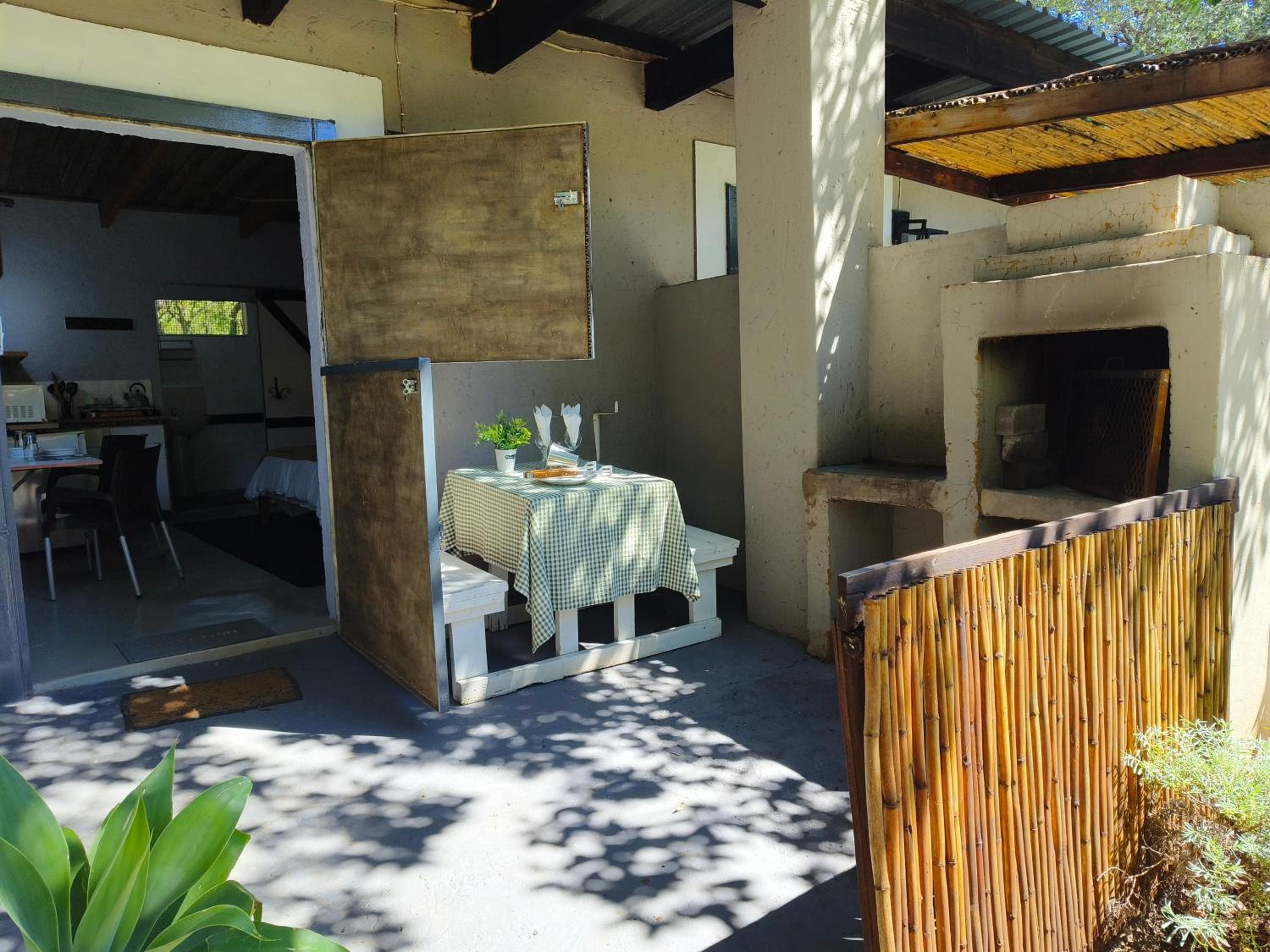 Double Room with Garden View - Photo 2
