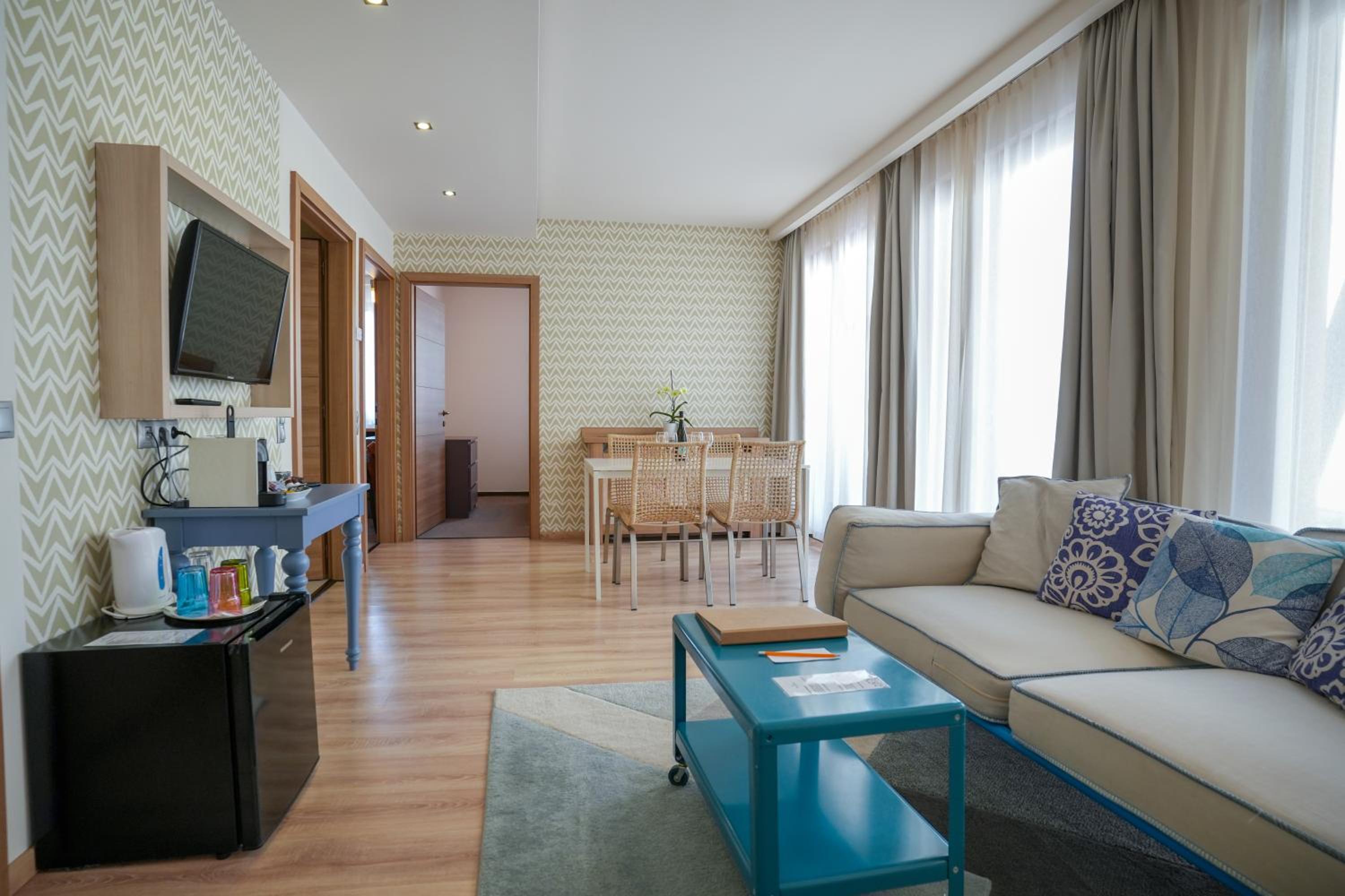 Two-Bedroom Apartment - Photo 9